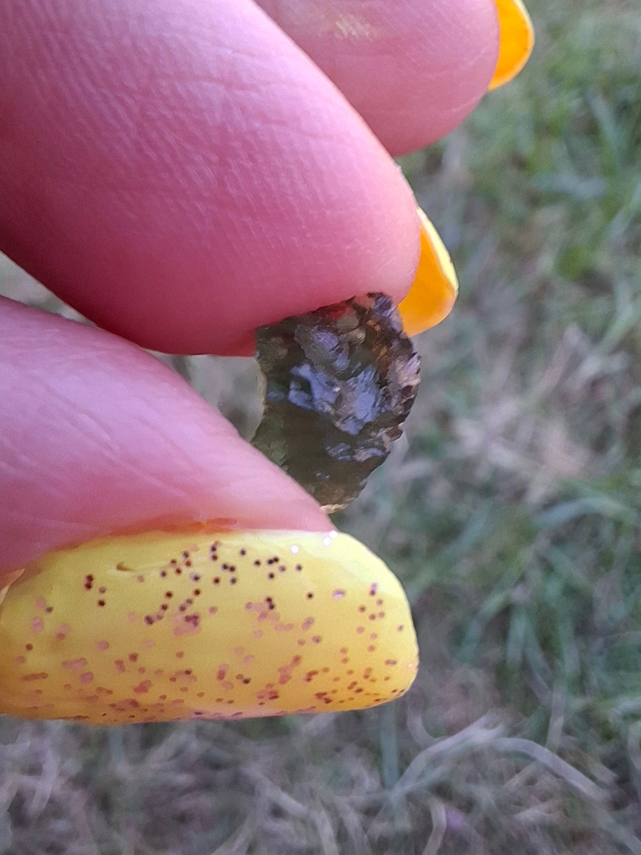 Moldavite small Piece, 0.40g, Tektite (Ref: 1479)
