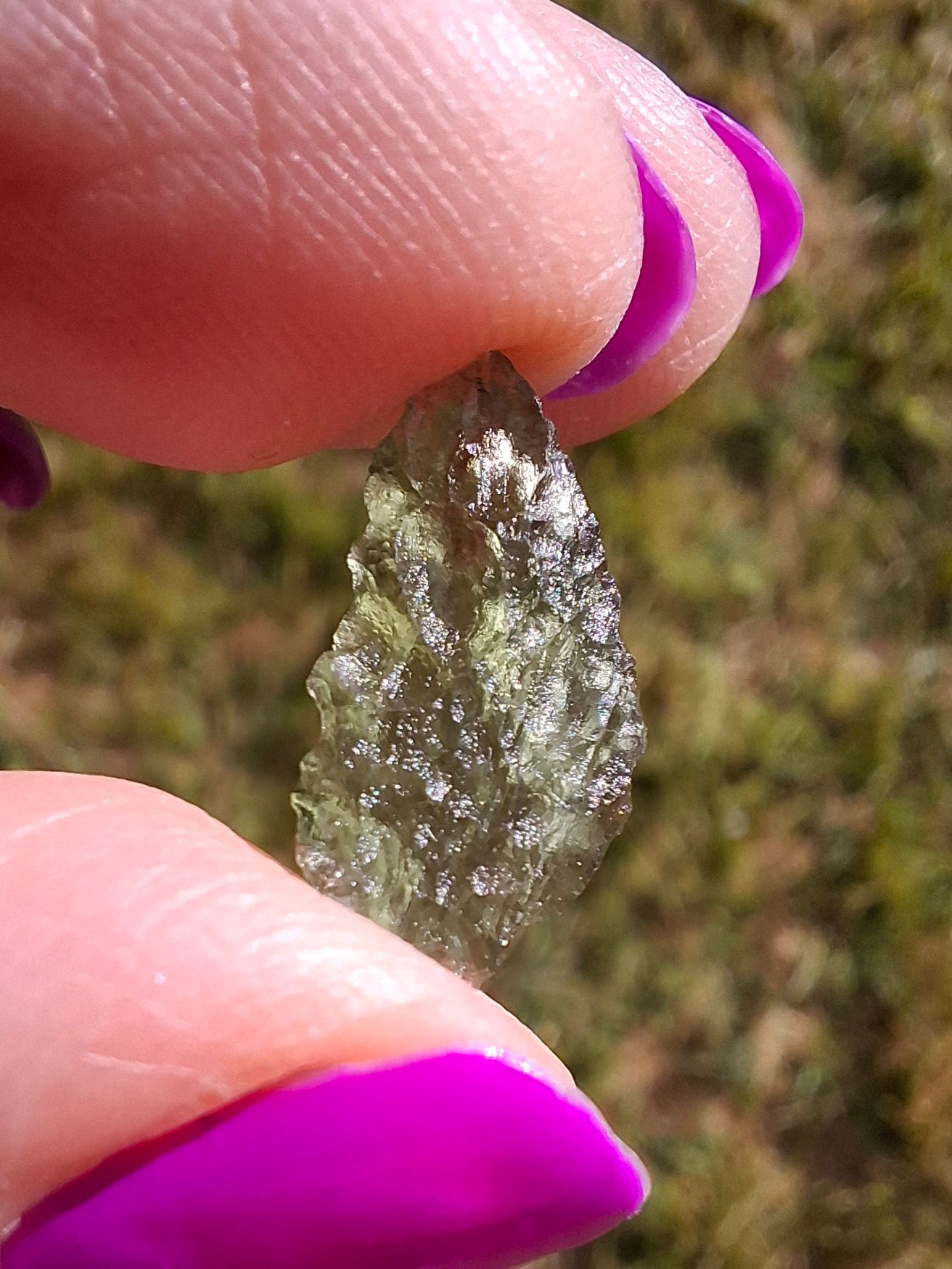 Moldavite Piece, 0.43g, Tektite (Ref: 1435)