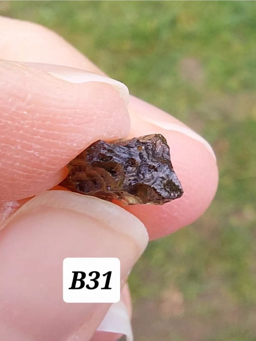 Moldavite Small Piece, 0.43g, Tektite (Ref: B31)