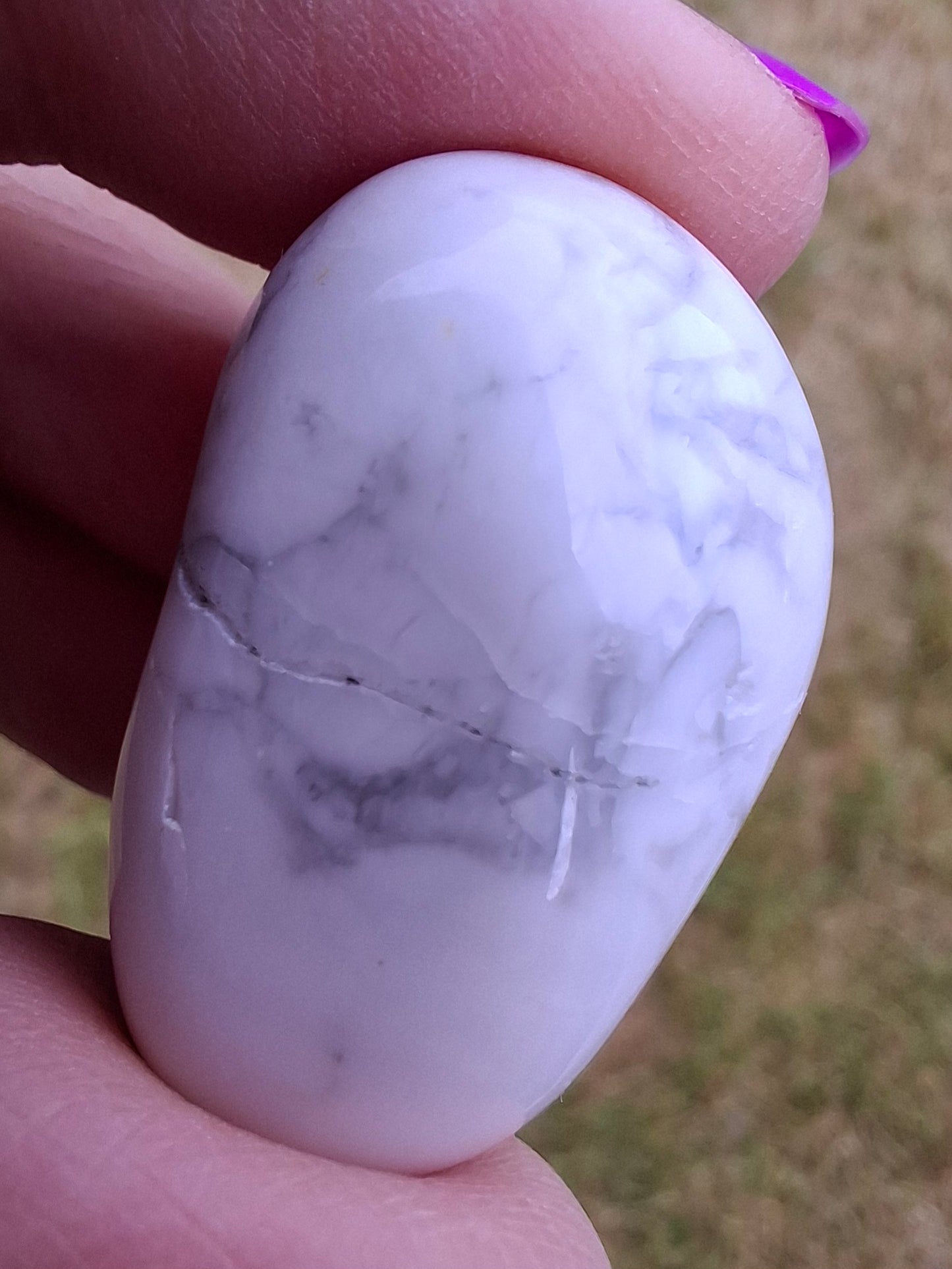 Howlite, Tumble Stone, Crystal (Ref: T36)