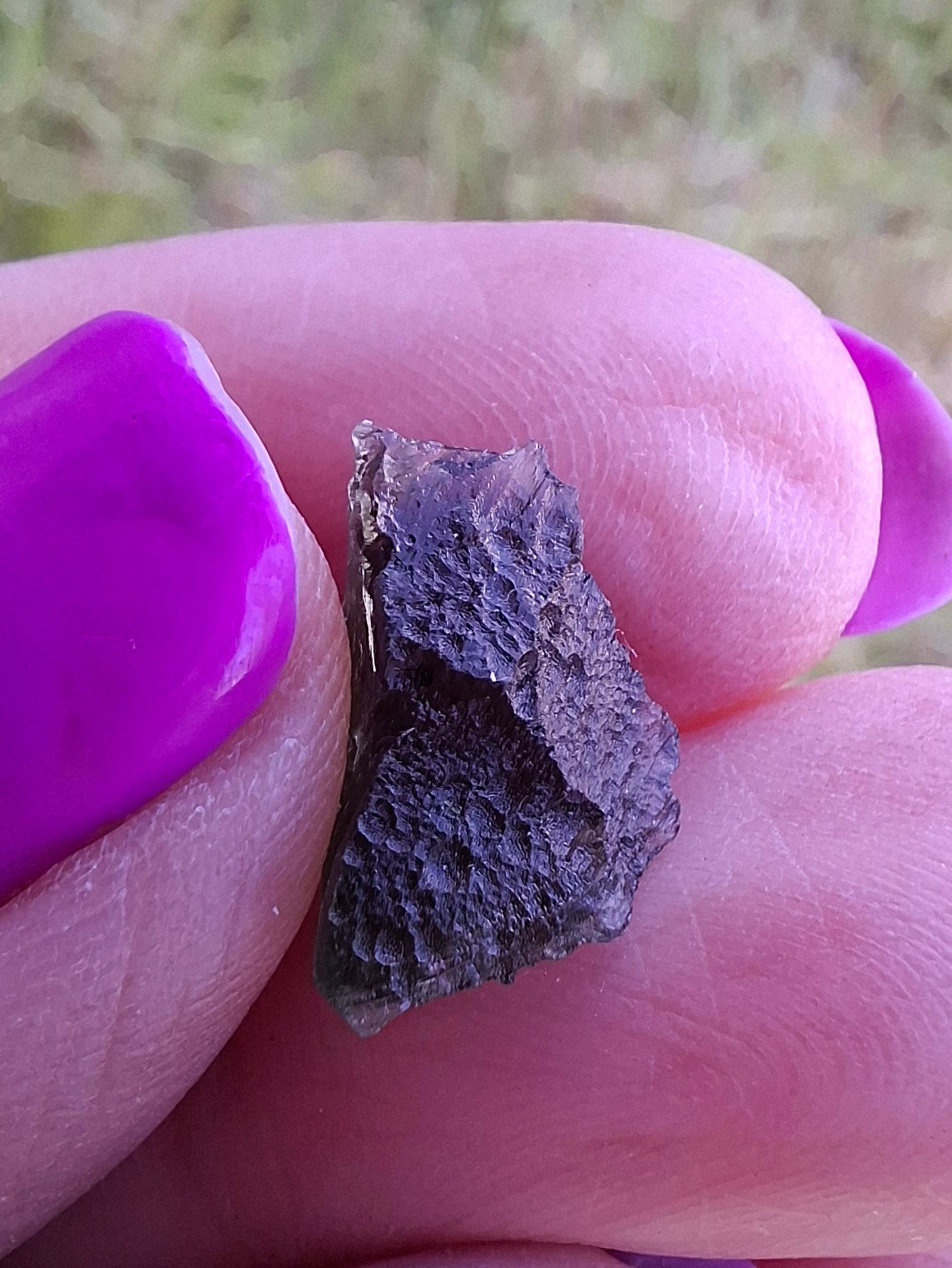 Moldavite Piece, 0.82g, Tektite (Ref: 1456)