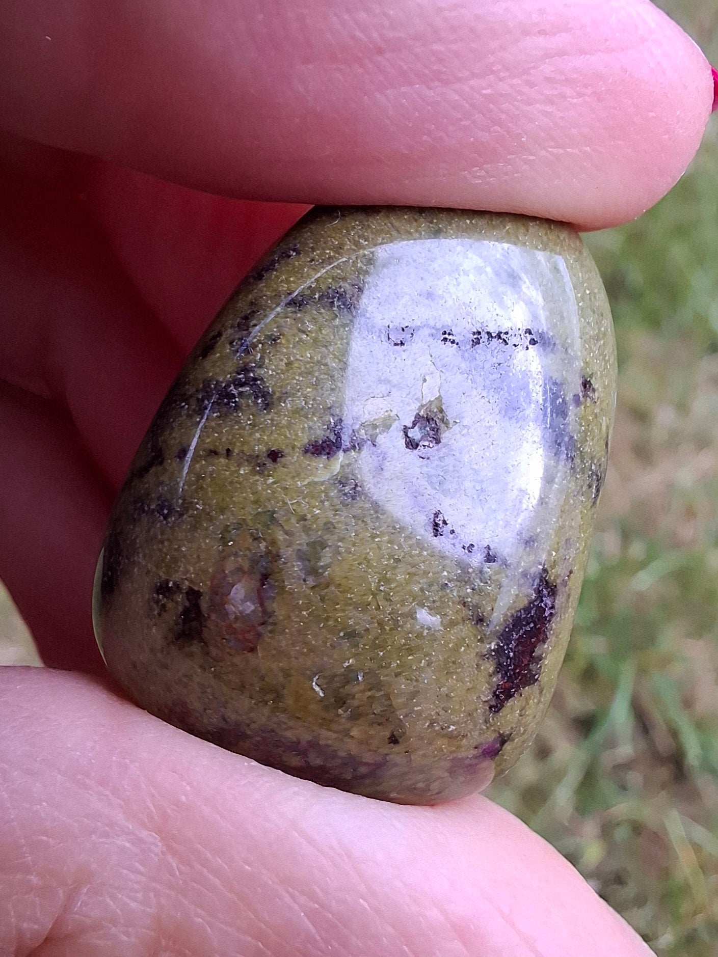 Dragons Blood Jasper, Tumble Stone, Crystal (T111)