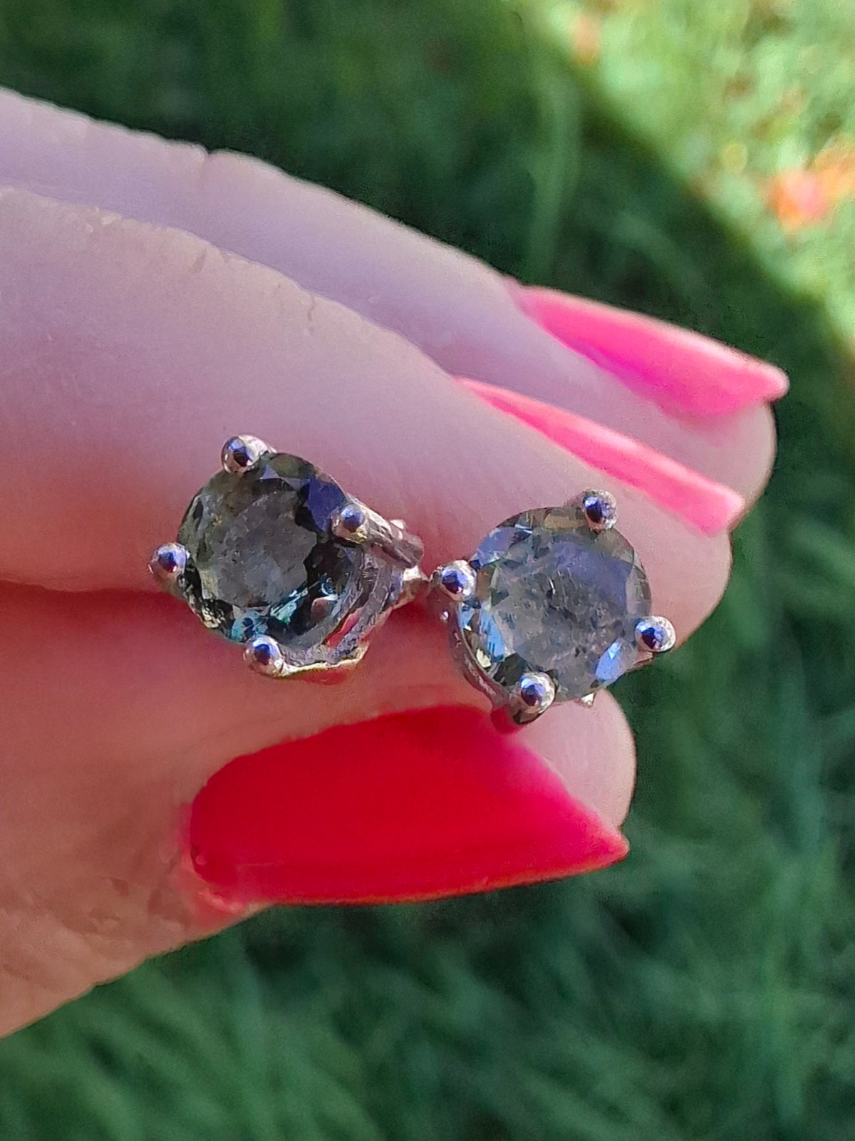 Moldavite (faceted) 5mm STUD EARRINGS, 925 Silver, Tektite (Ref: Pair44)