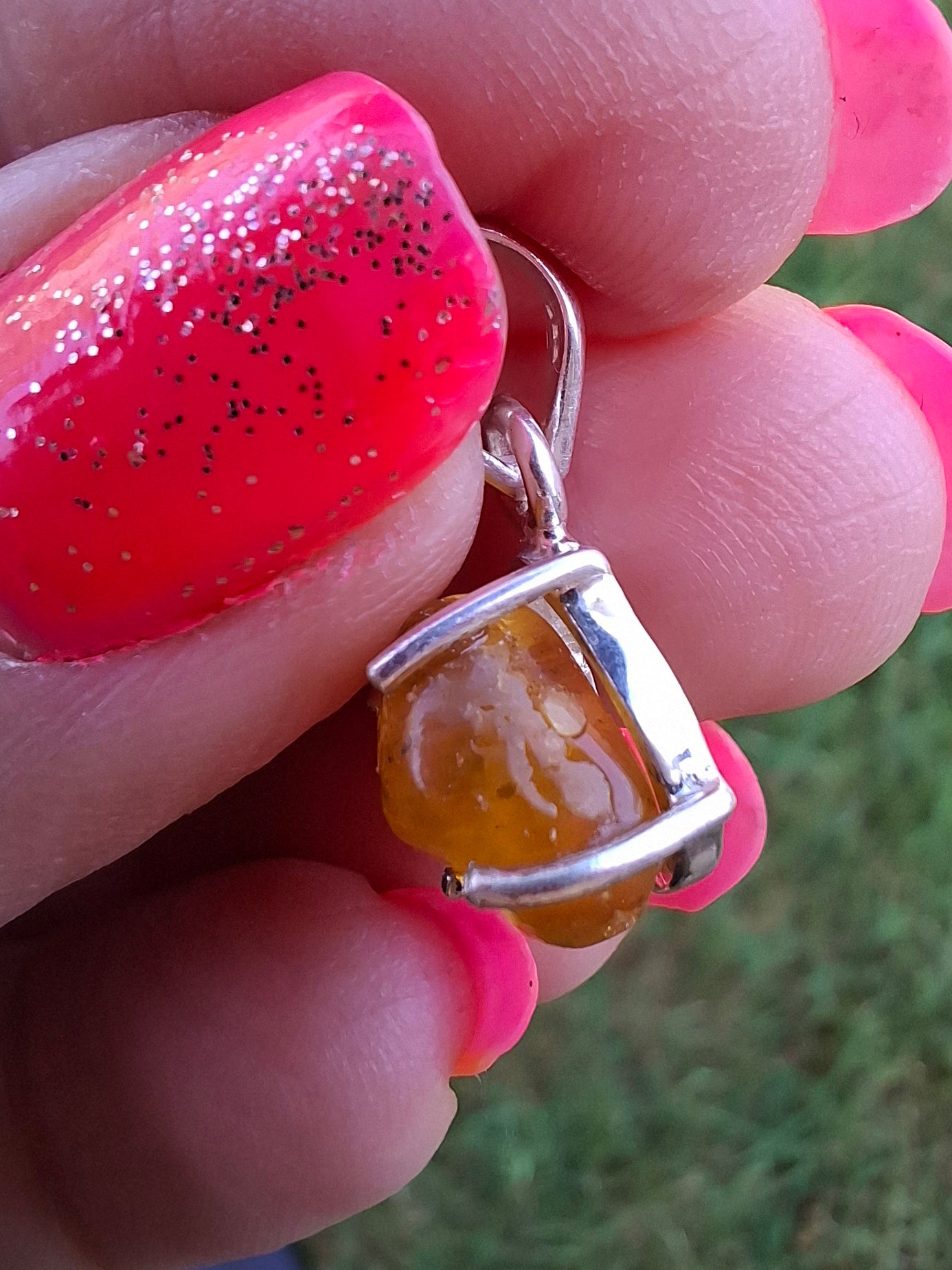 Baltic Amber Pendant, 925 Silver, Fossil (Ref: AP17)