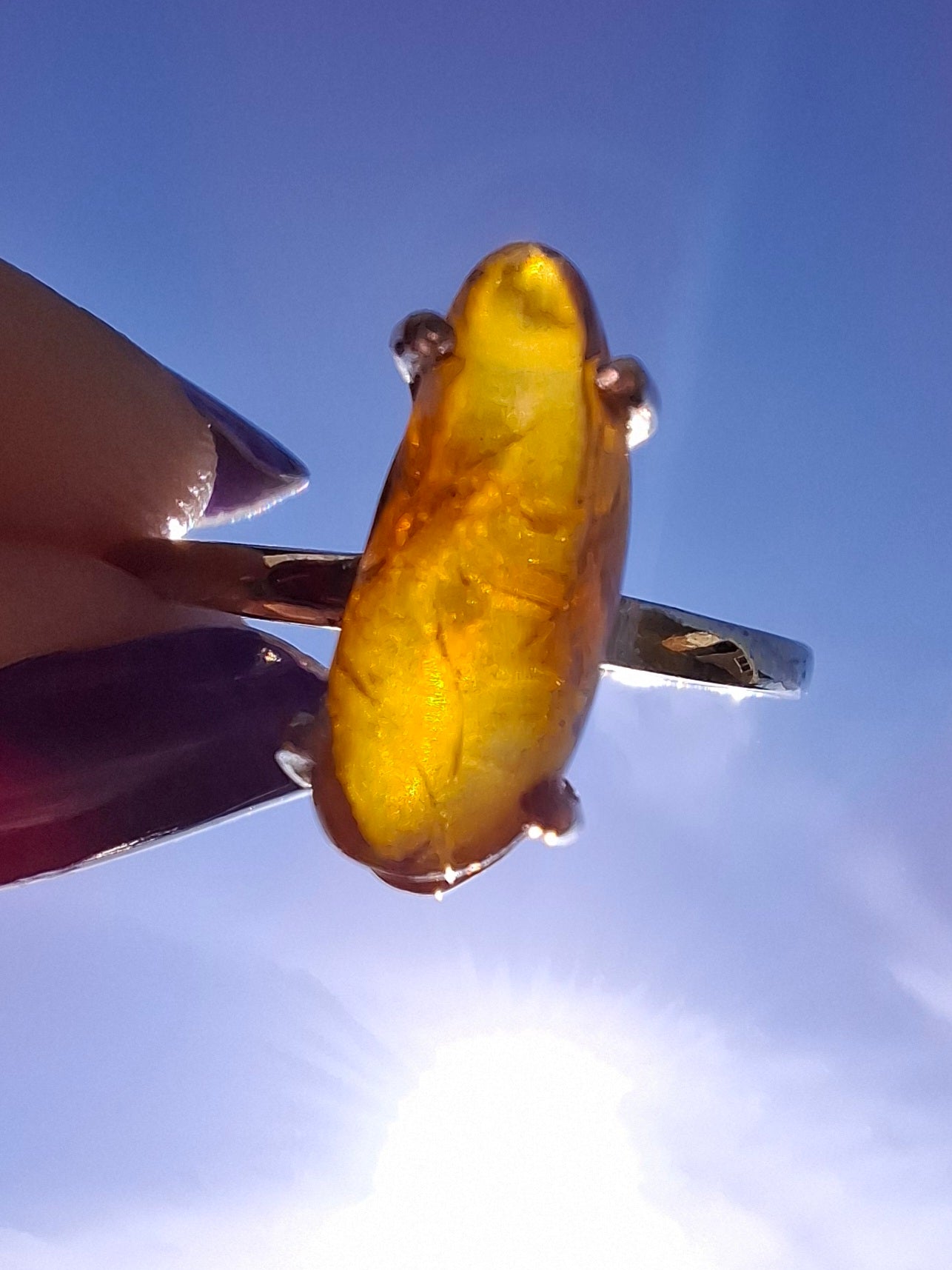 Baltic Amber Ring, size large V, 925 Silver, Fossil (Ref: AR25)