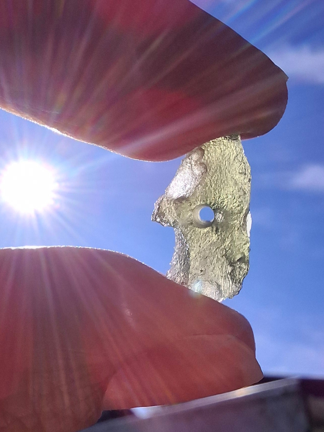 DRILLED, Moldavite Piece, 1.07g, Tektite (Ref: D17)