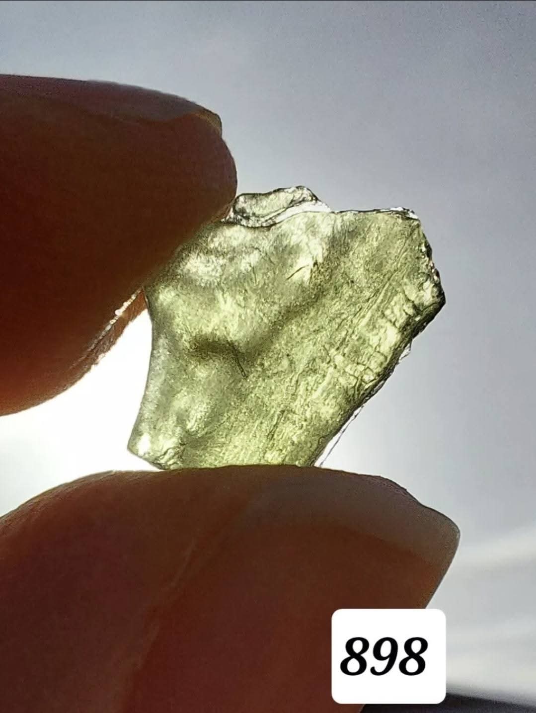 Moldavite Piece, 0.65g. Tektite (Ref: 898)