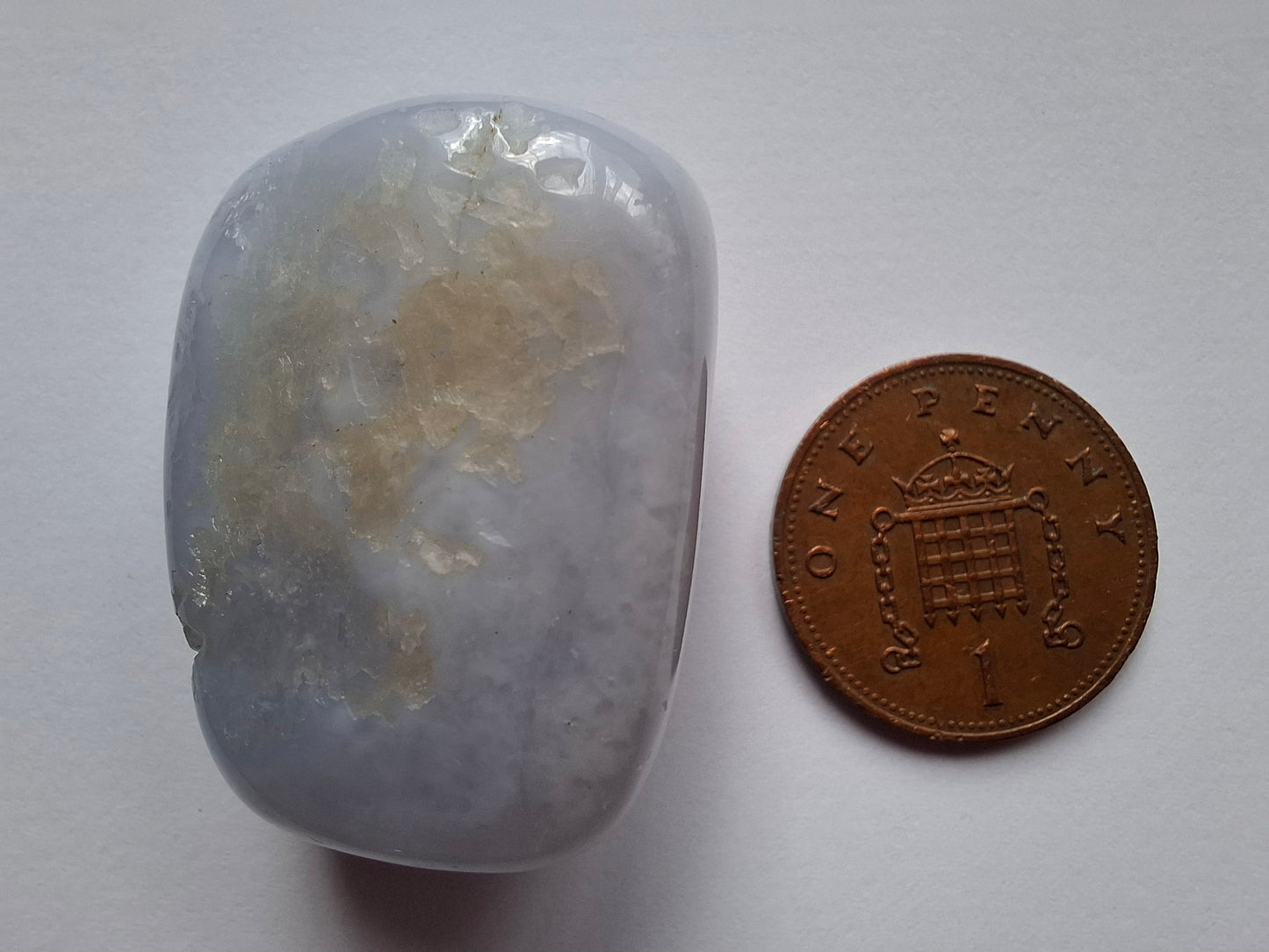 Blue Lace Agate, Tumble Stone, Crystal (Ref: T142)