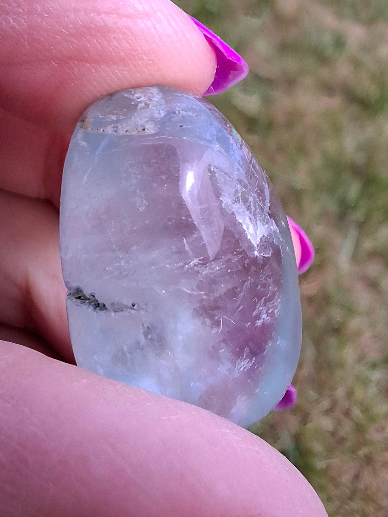 Fluorite, Tumble Stone, Crystal 🌈 (Ref: T47)
