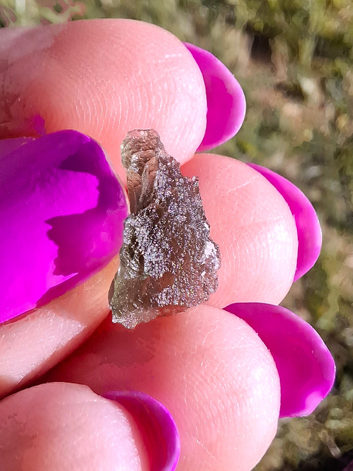 Moldavite Piece, 0.51g, Tektite (Ref: 1450)