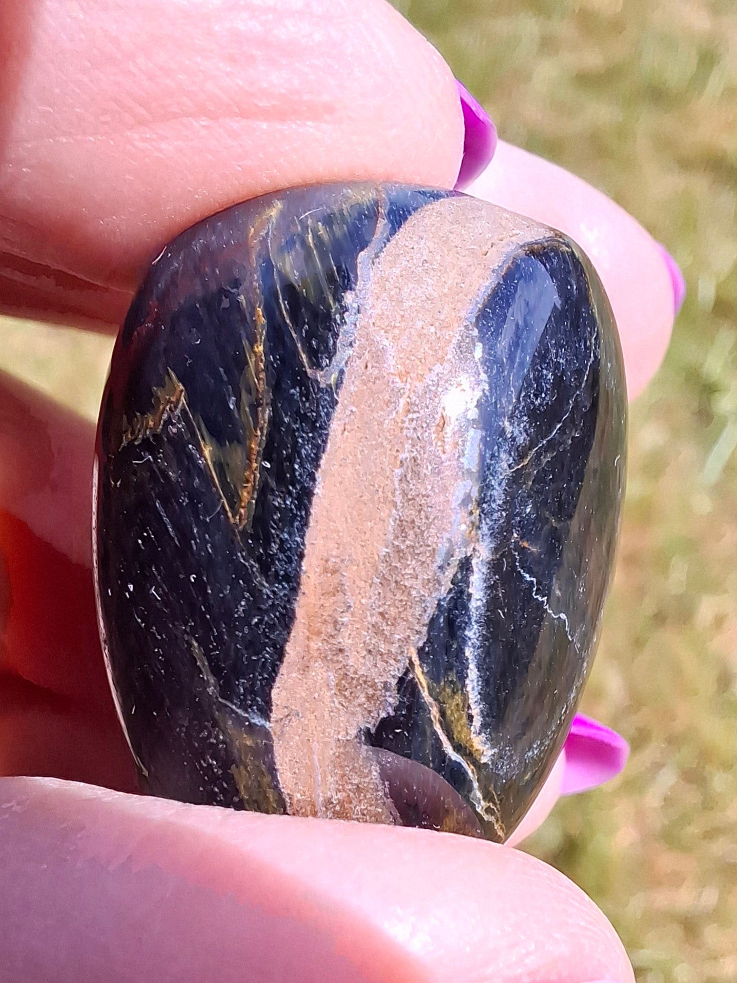 Blue Tigers Eye, Tumble Stone, Crystal (Ref: T21)