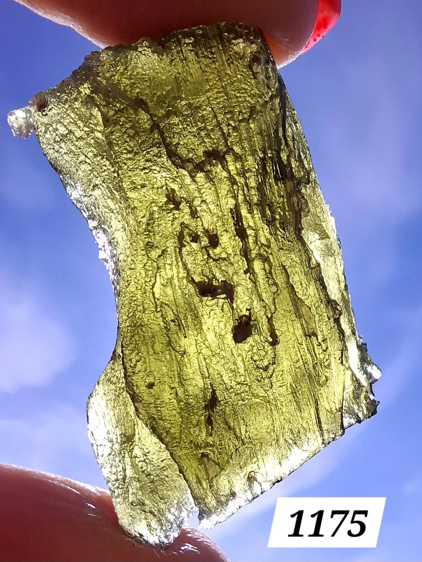 Moldavite Piece, JAKULE, 12.00g, Tektite (Ref: 1175)