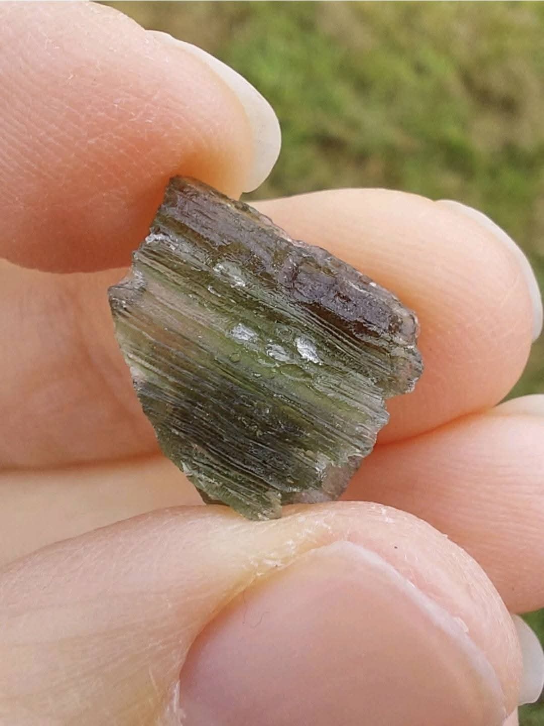 Moldavite Piece, 1.64g, Tektite (Ref 889)
