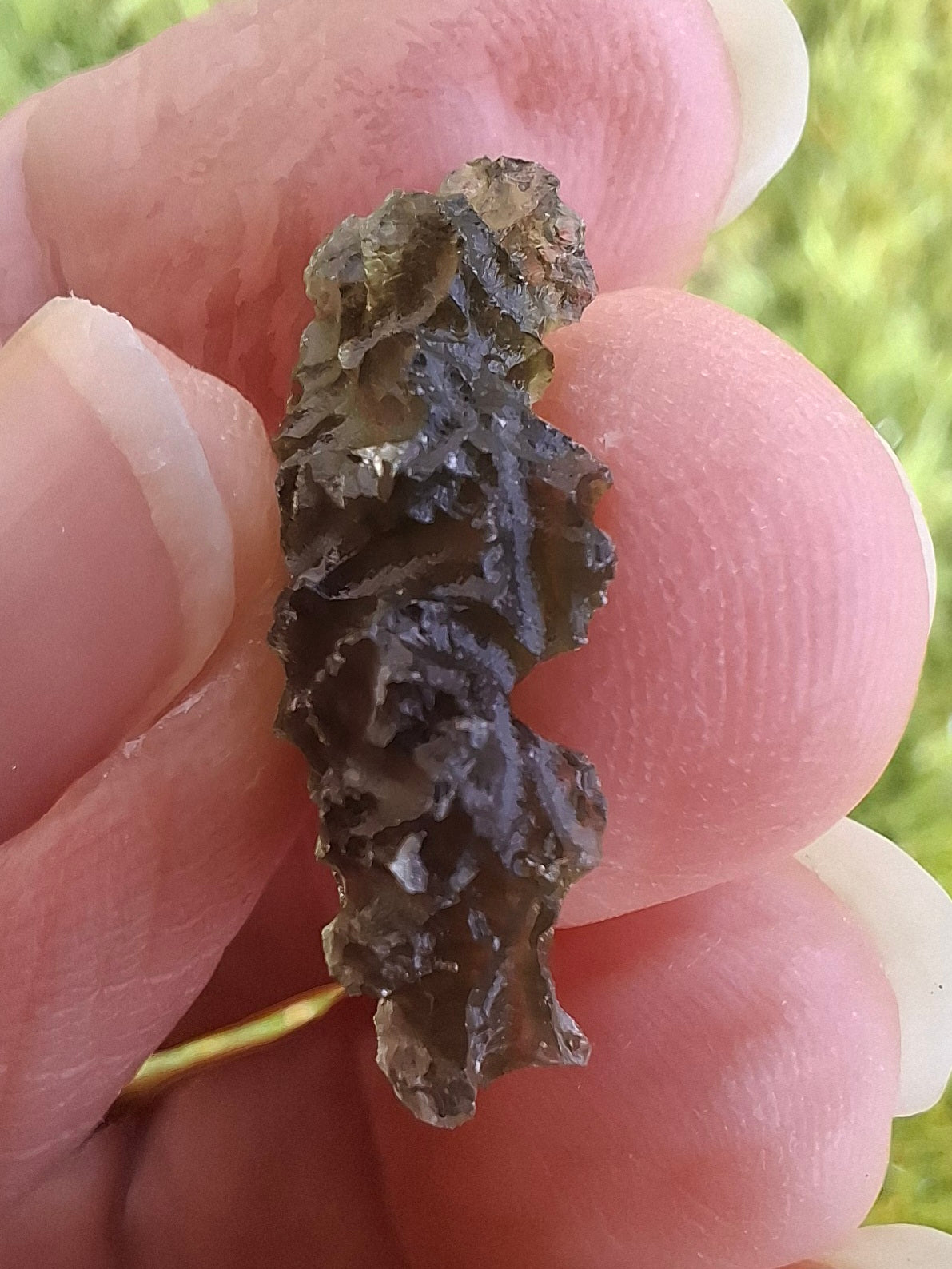 Moldavite Piece, JEZKOVNA BESEDNICE, 1.76g, Tektite (Ref: 1281)