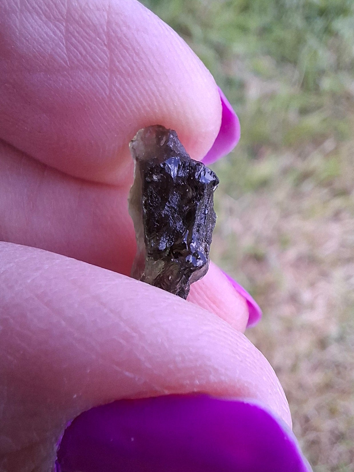 Moldavite Piece, 0.82g, Tektite (Ref: 1454)