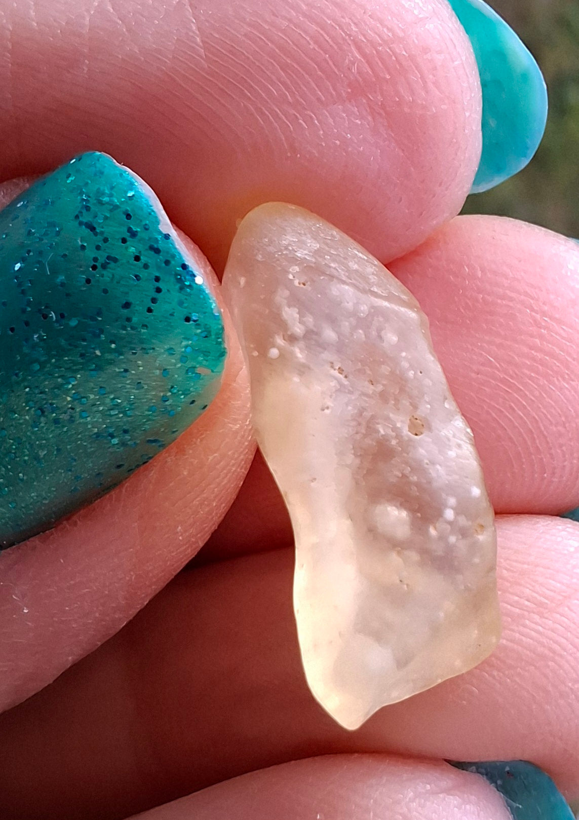 Libyan Desert Glass small Piece, 1.50g, Tektite