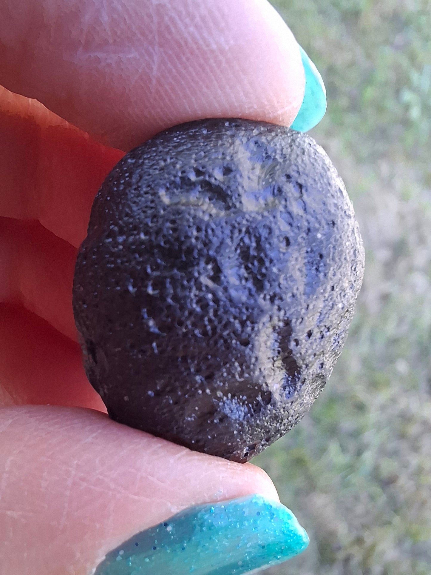 Philippinite (Rizalite), 11.42g, Tektite