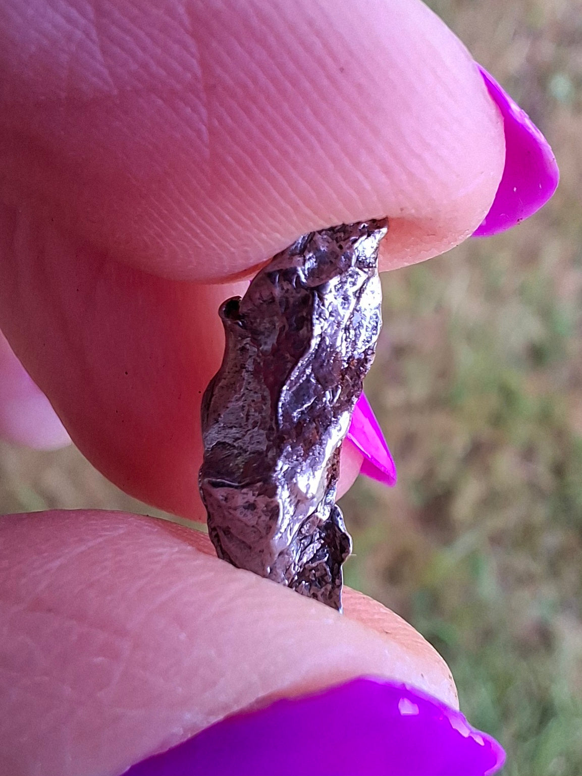 Campo del Cielo, 0.99g, Nickel Iron Meteorite (Ref: C8)