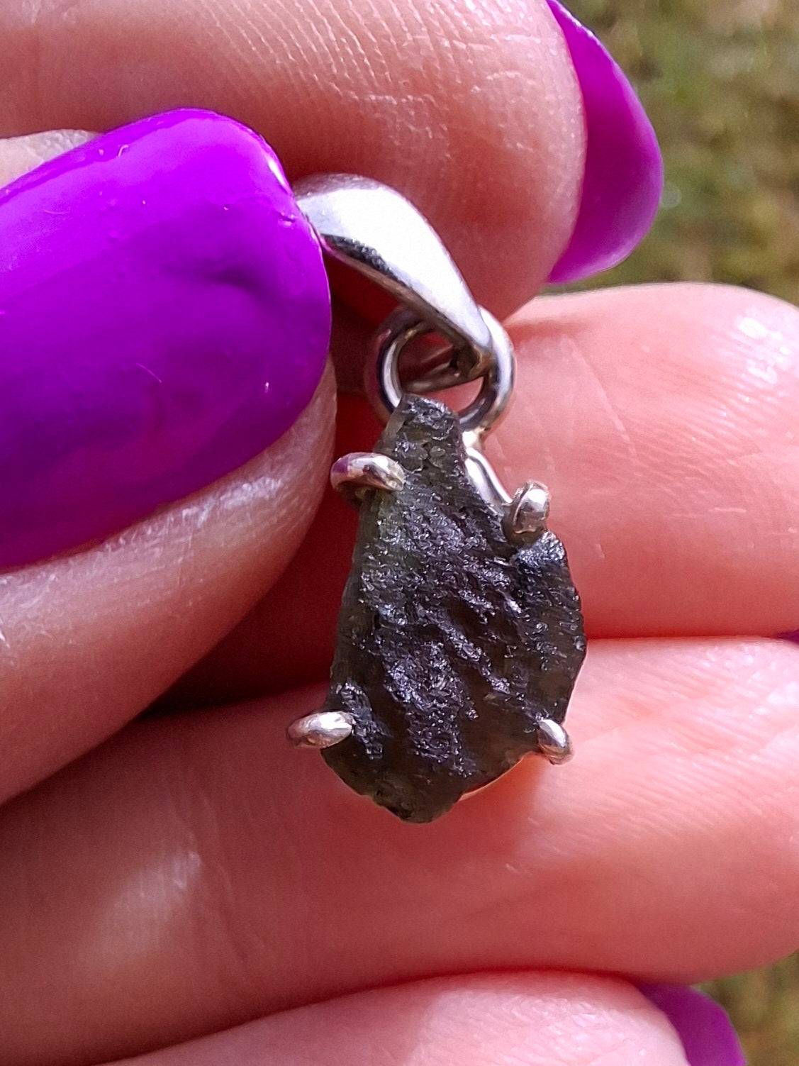 Moldavite Claw Pendant, 925 Silver, Tektite (Ref: P19)