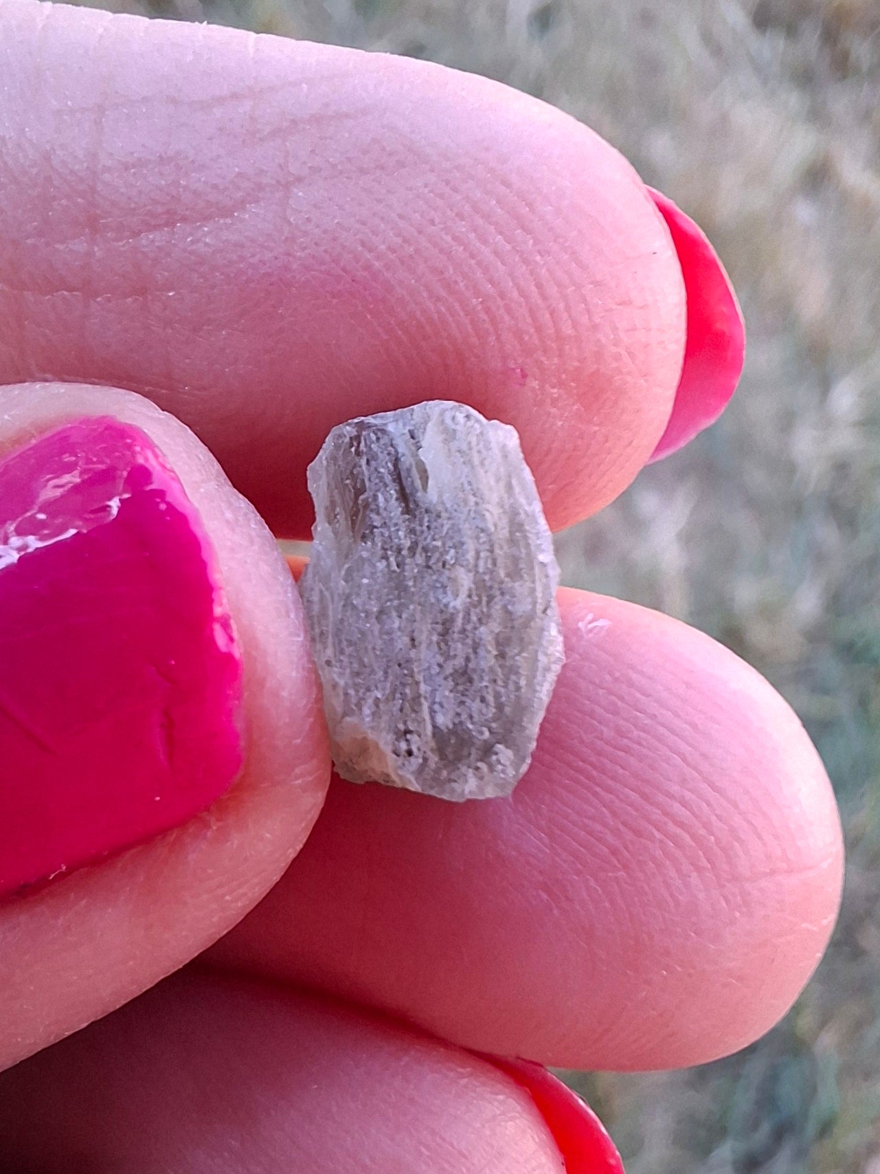 Moldavite Piece, SNOWFLAKE, FROSTED, BRUSNA, 0.69g, Tektite (Ref: 1503)