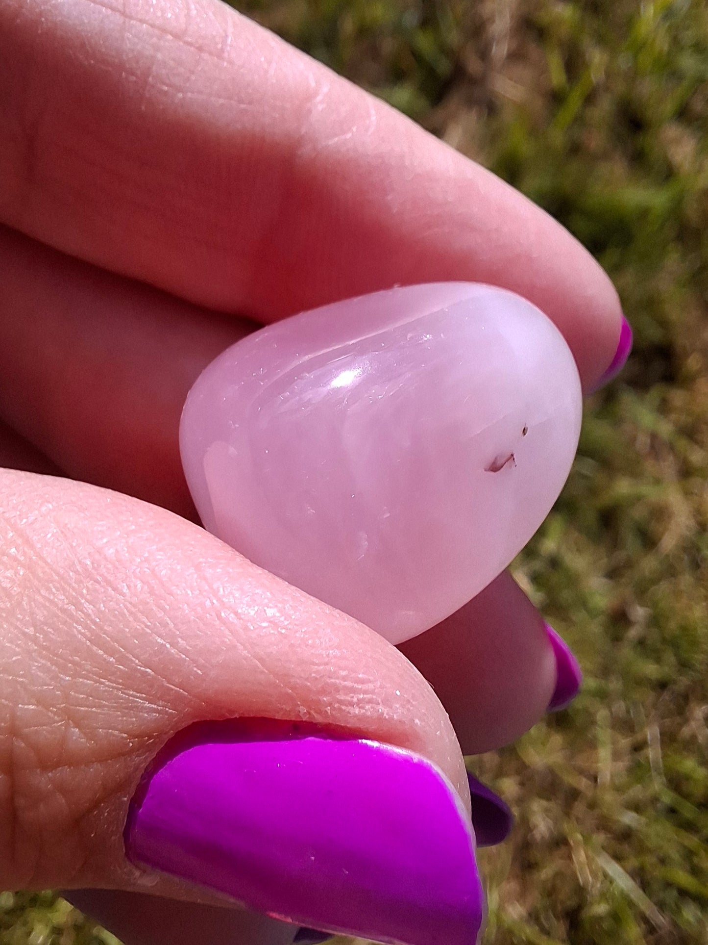 Rose Quartz, Tumble Stone, Crystal (Ref: T93)