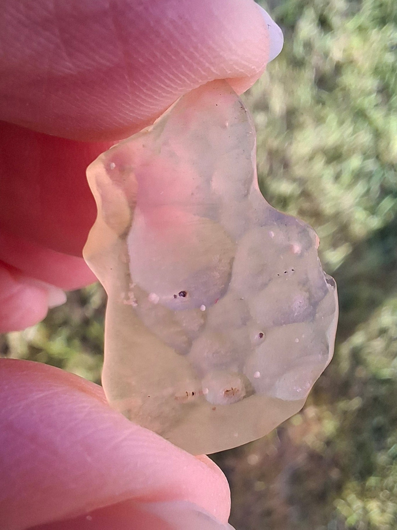 Libyan Desert Glass small Piece, 1.85g, Tektite (Ref: LE256)
