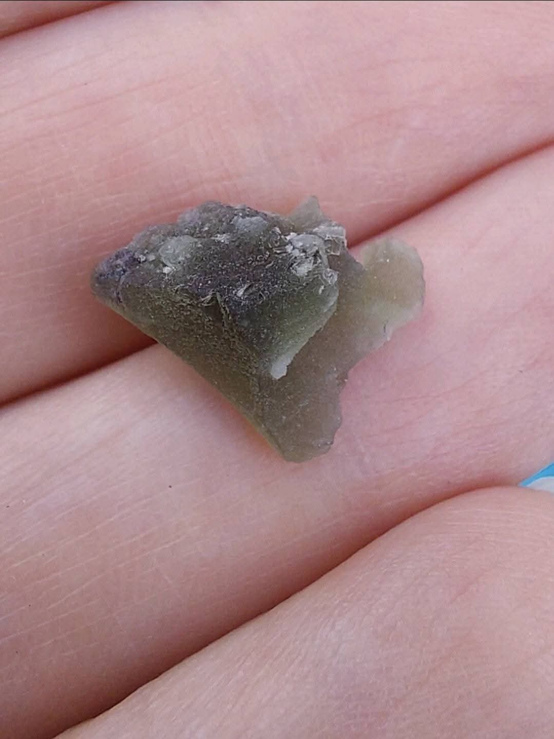 Moldavite Piece, 0.69g, Tektite (Ref: E60)