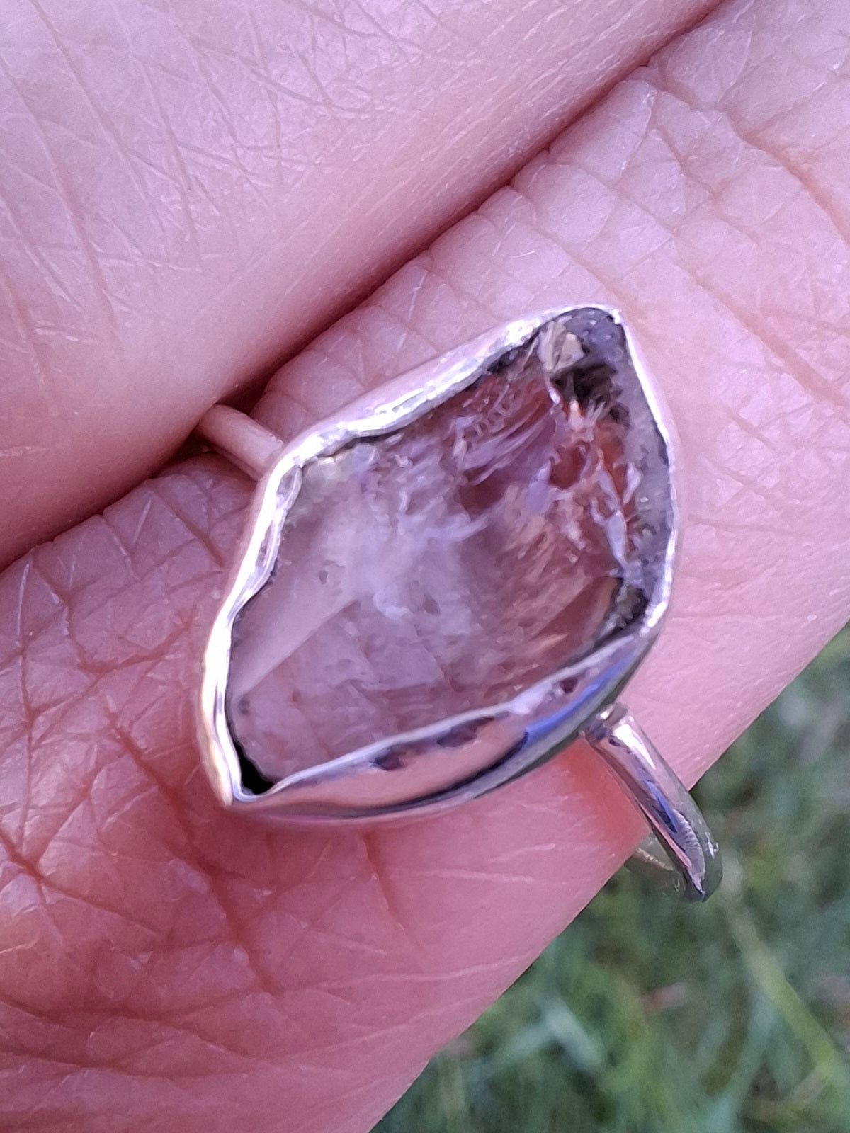 Libyan Desert Glass Ring, size small R, 925 Silver, Tektite (Ref: LR41)