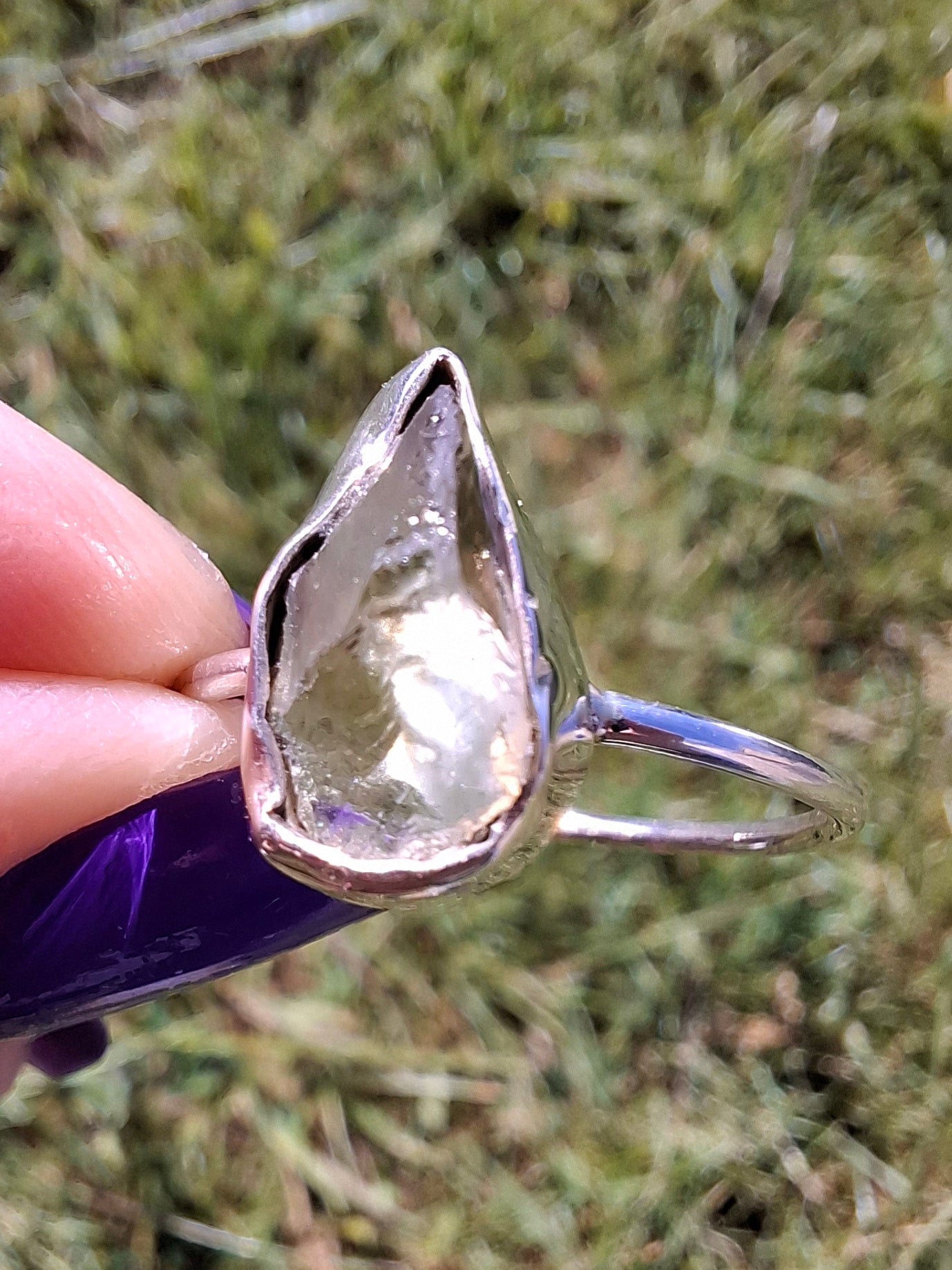 Libyan Desert Glass Ring, size large V, 925 Silver, Tektite (Ref: LR57)