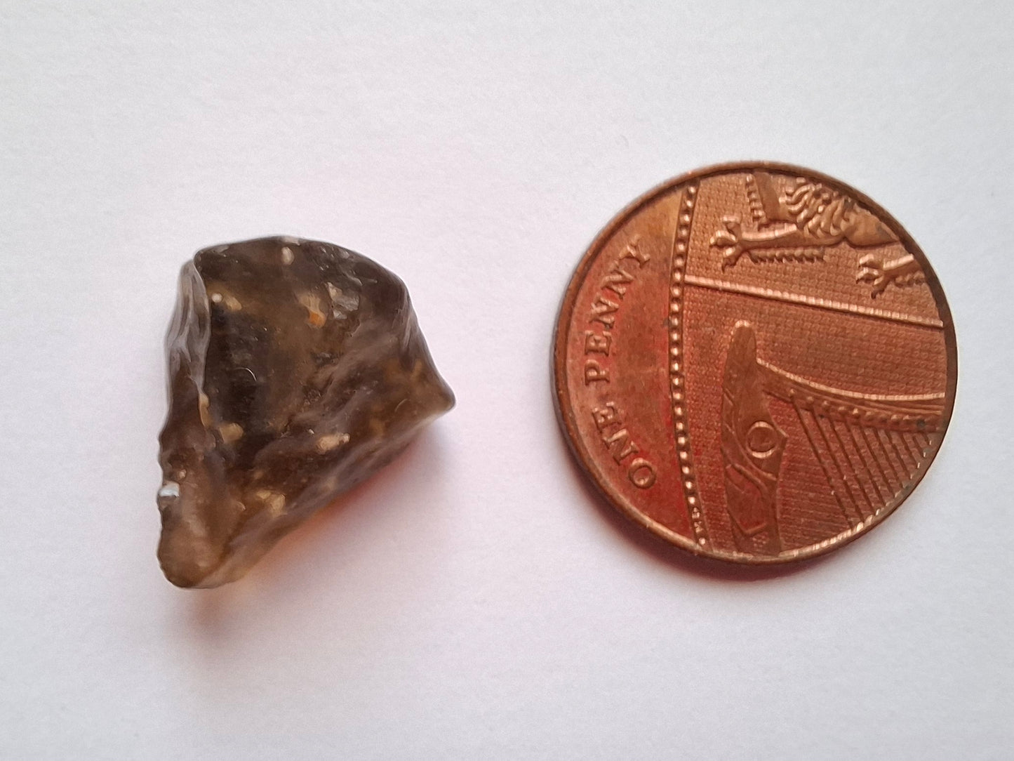 Libyan Desert Glass (darker) Piece, 2.29g, Tektite (Ref: L1359)