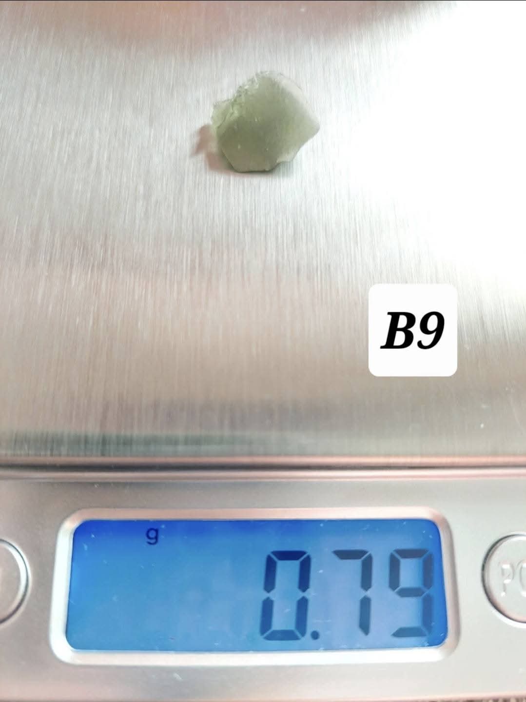 Moldavite Piece, 0.79g, Tektite (Ref: B9)
