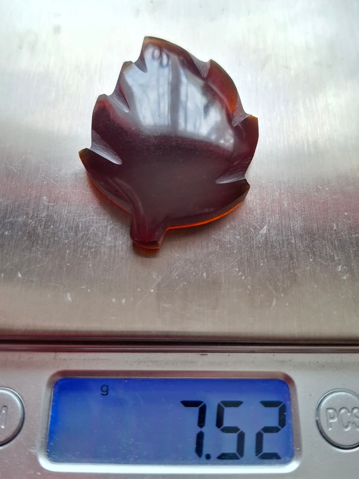Red Amber Leaf Carving, 7.52g, Fossil (Ref: Leaf6)