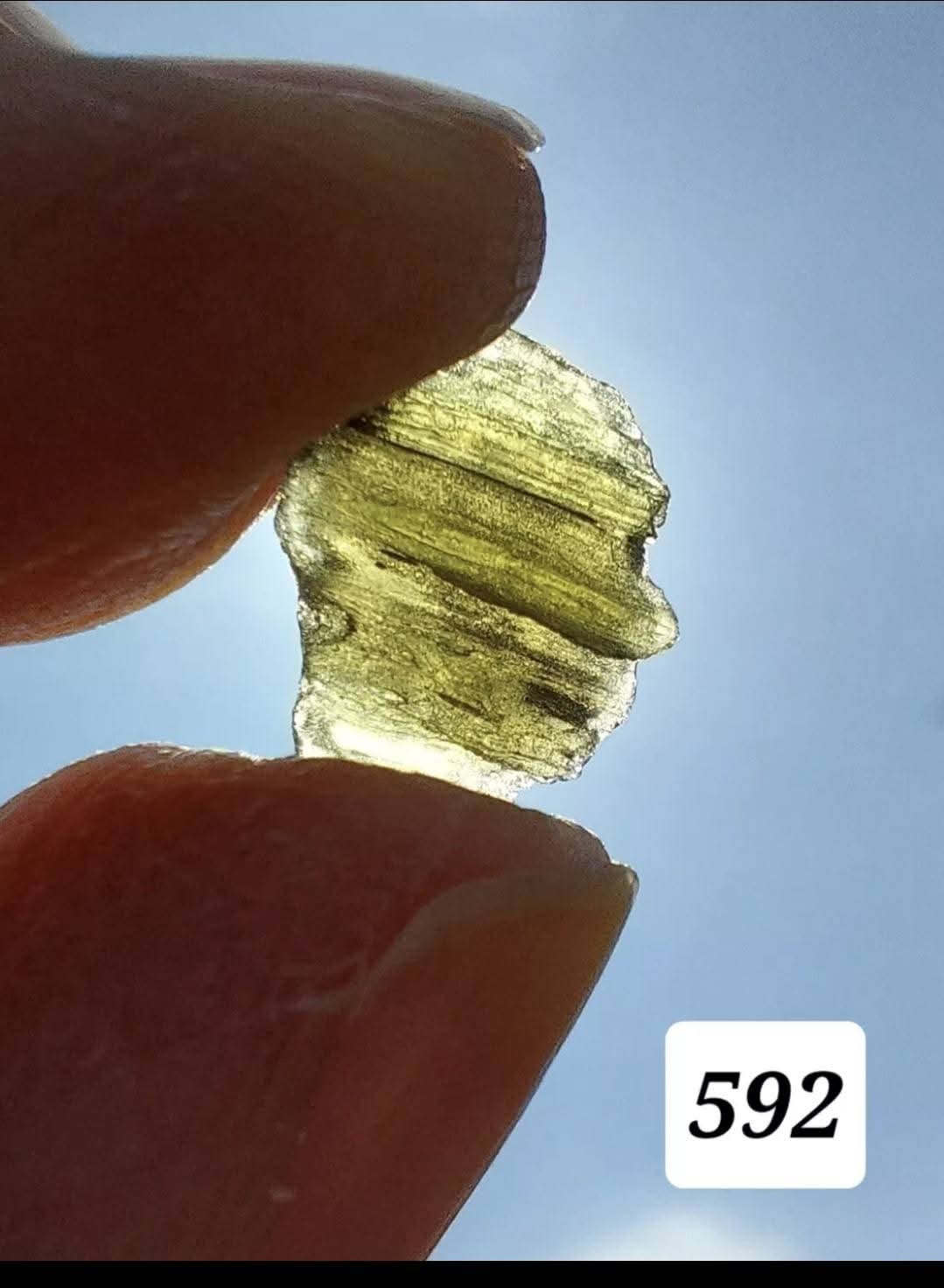 Moldavite Piece, 0.57g, Tektite (Ref: 592)