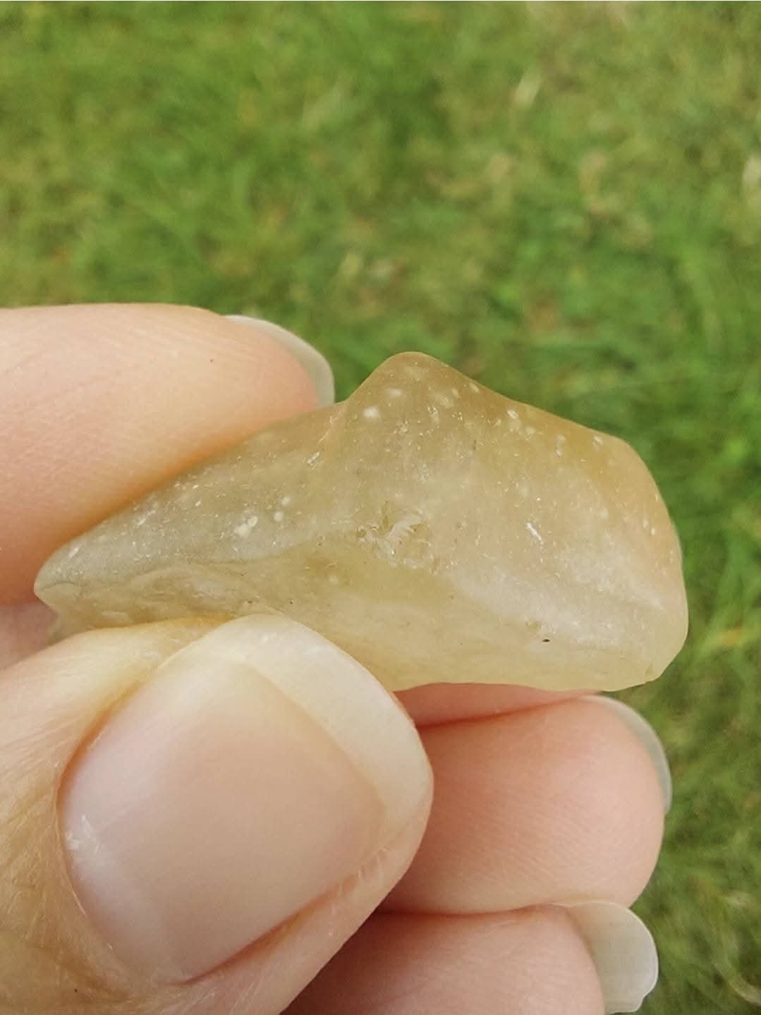 Libyan Desert Glass Piece, 6.49g, Tektite (Ref: LE277)
