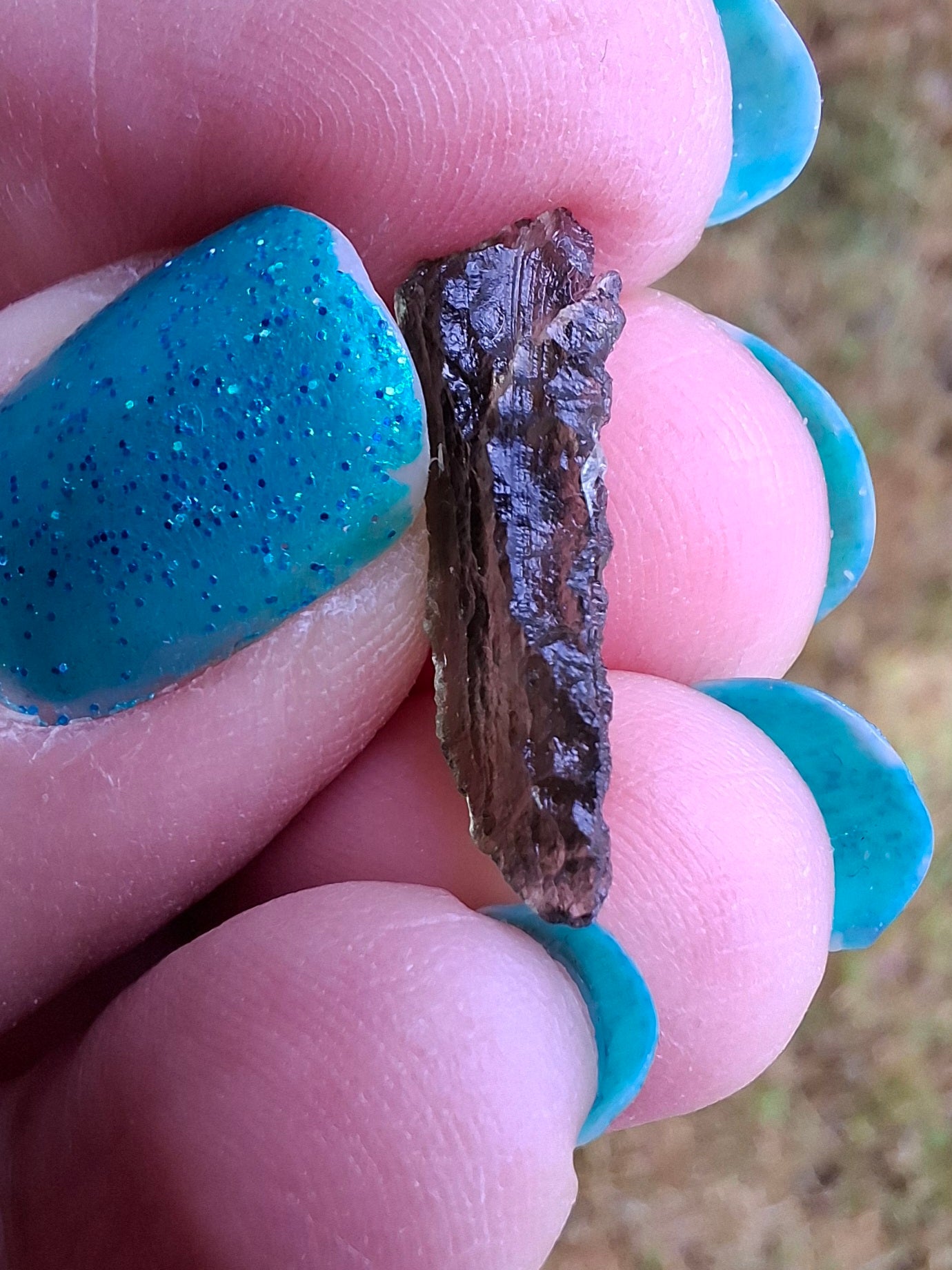 Moldavite Piece, 0.84g, Tektite (Ref: 1418)