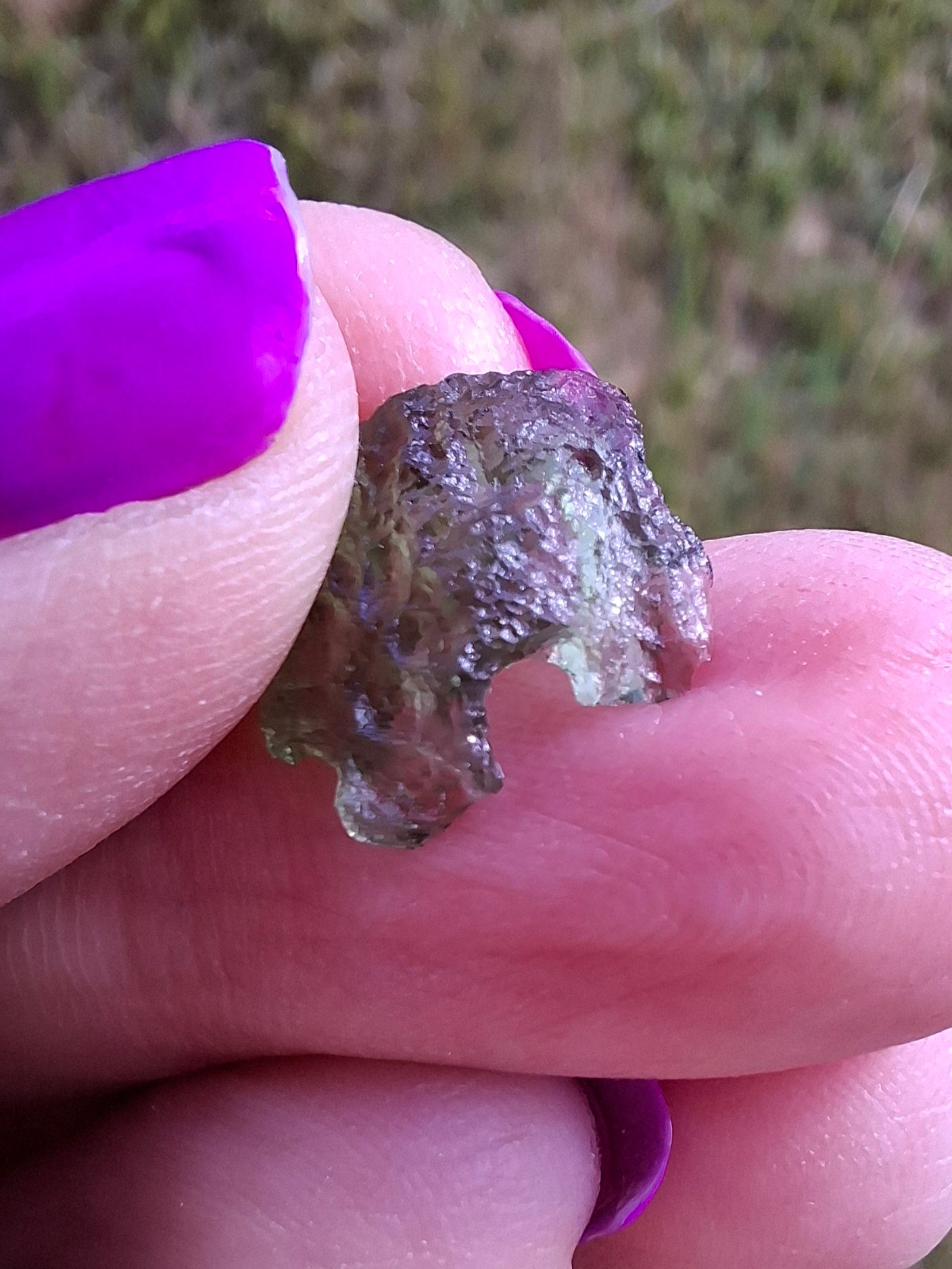 Moldavite Piece, 0.59g, Tektite (Ref: 1428)