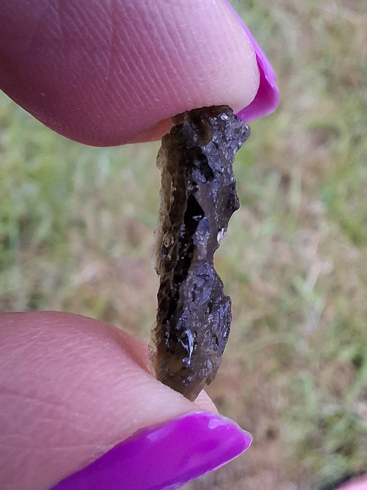 Moldavite Piece, 0.98g, Tektite (Ref: 1427)