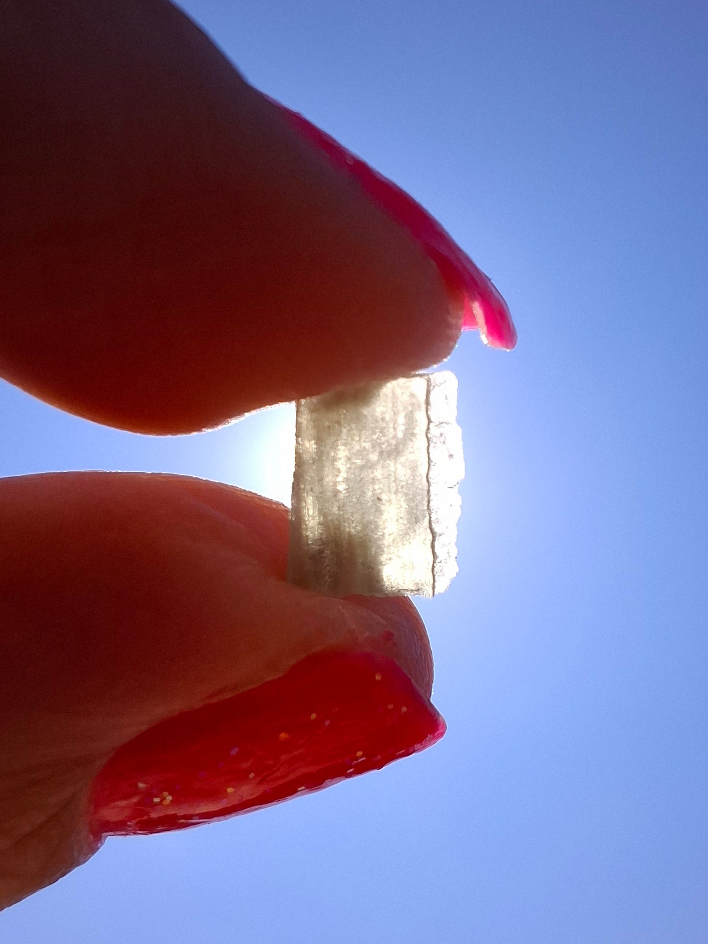 Moldavite tiny piece, SNOWFLAKE, FROSTED, BRUSNA, 0.18g, Tektite (Ref: 1496)