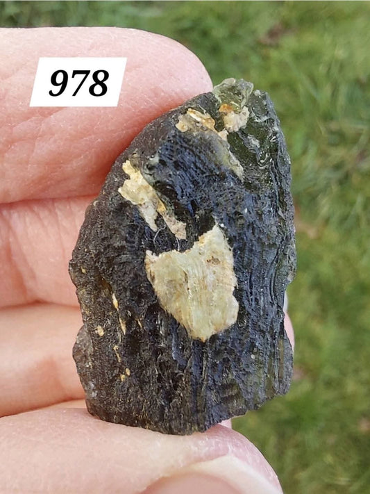 Moldavite Piece, NESMEN HURKA, 8.81g, Tektite (Ref: 978)