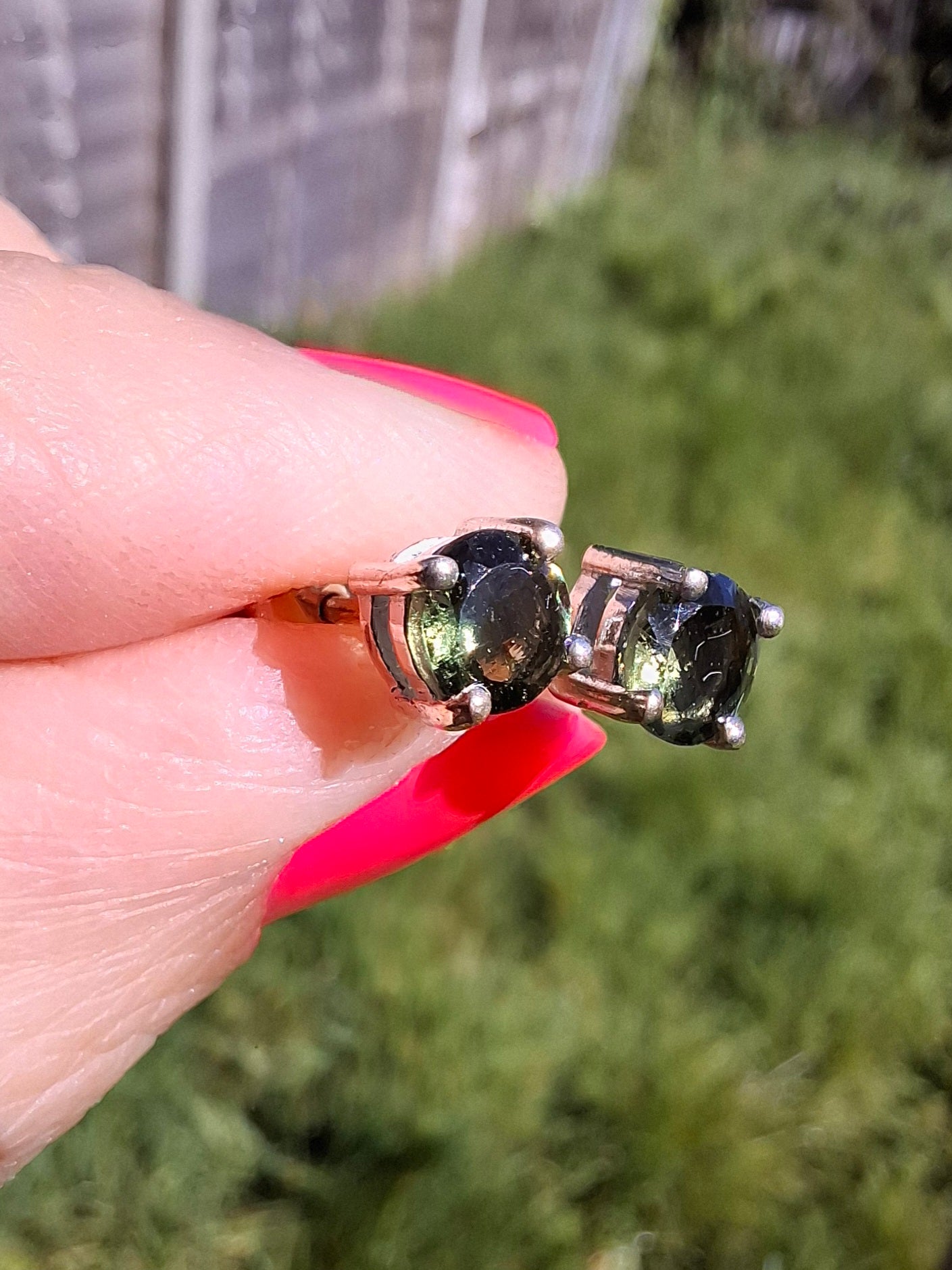 Moldavite (faceted) 5mm STUD EARRINGS, 925 silver, Tektite (Ref: Pair40)
