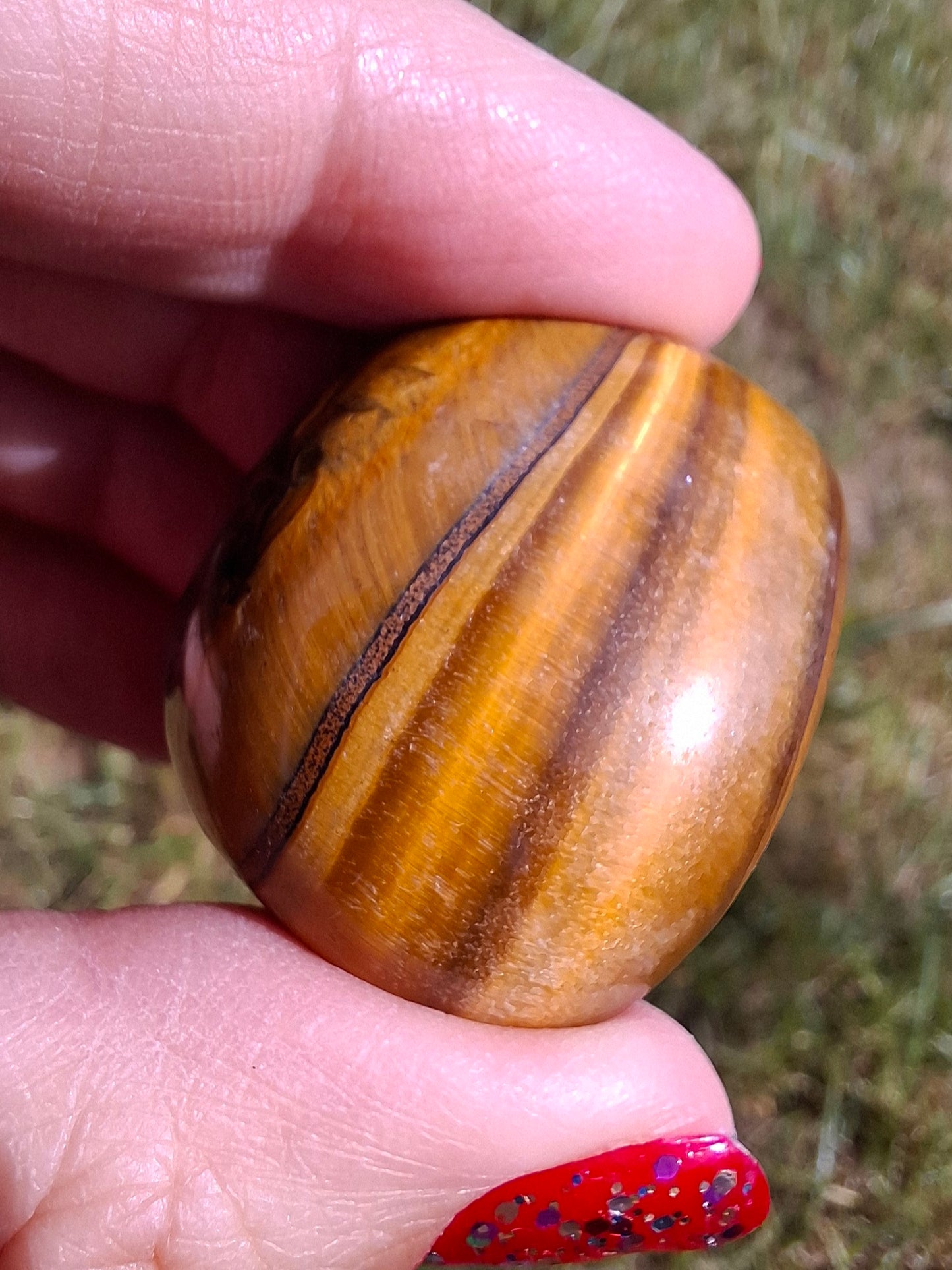 Tigers Eye, Tumble Stone, Crystal (Ref: T134)