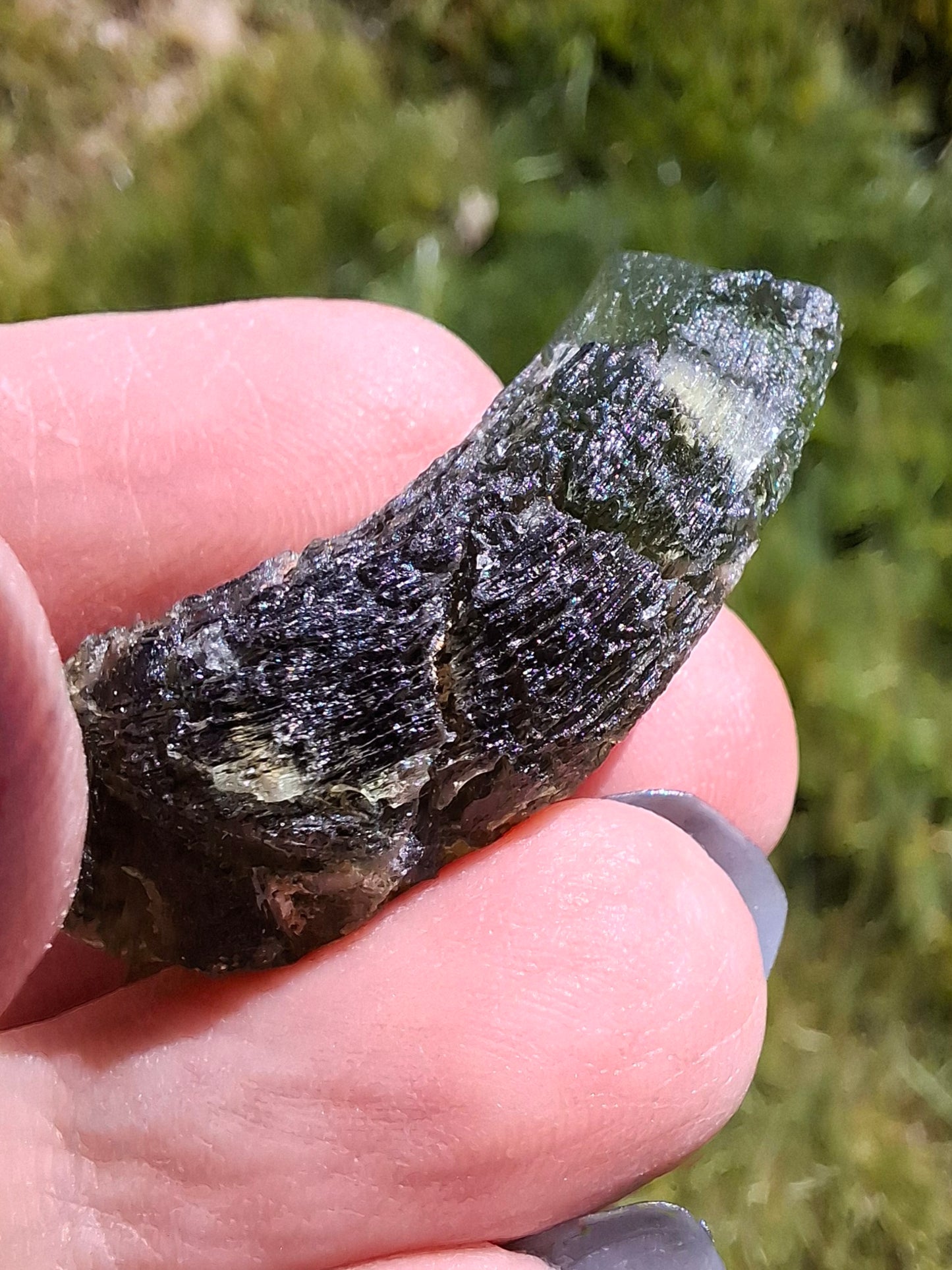 Moldavite Piece, NESMEN, 8.04g, Tektite (Ref: 1377)