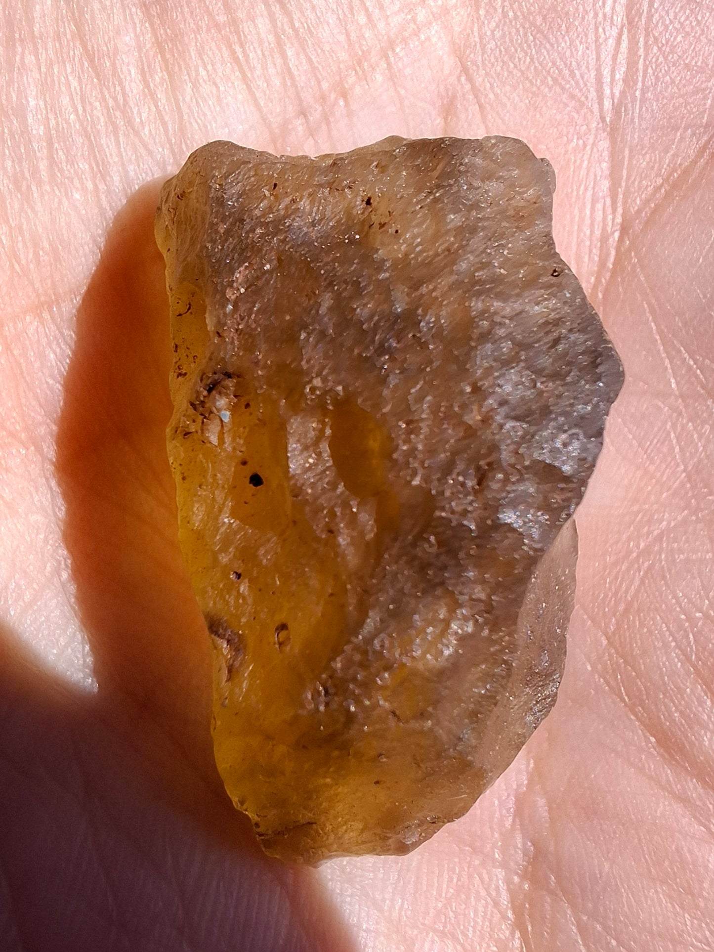 Libyan Desert Glass (darker) Piece, 11.69g, Tektite (Ref: L1366)