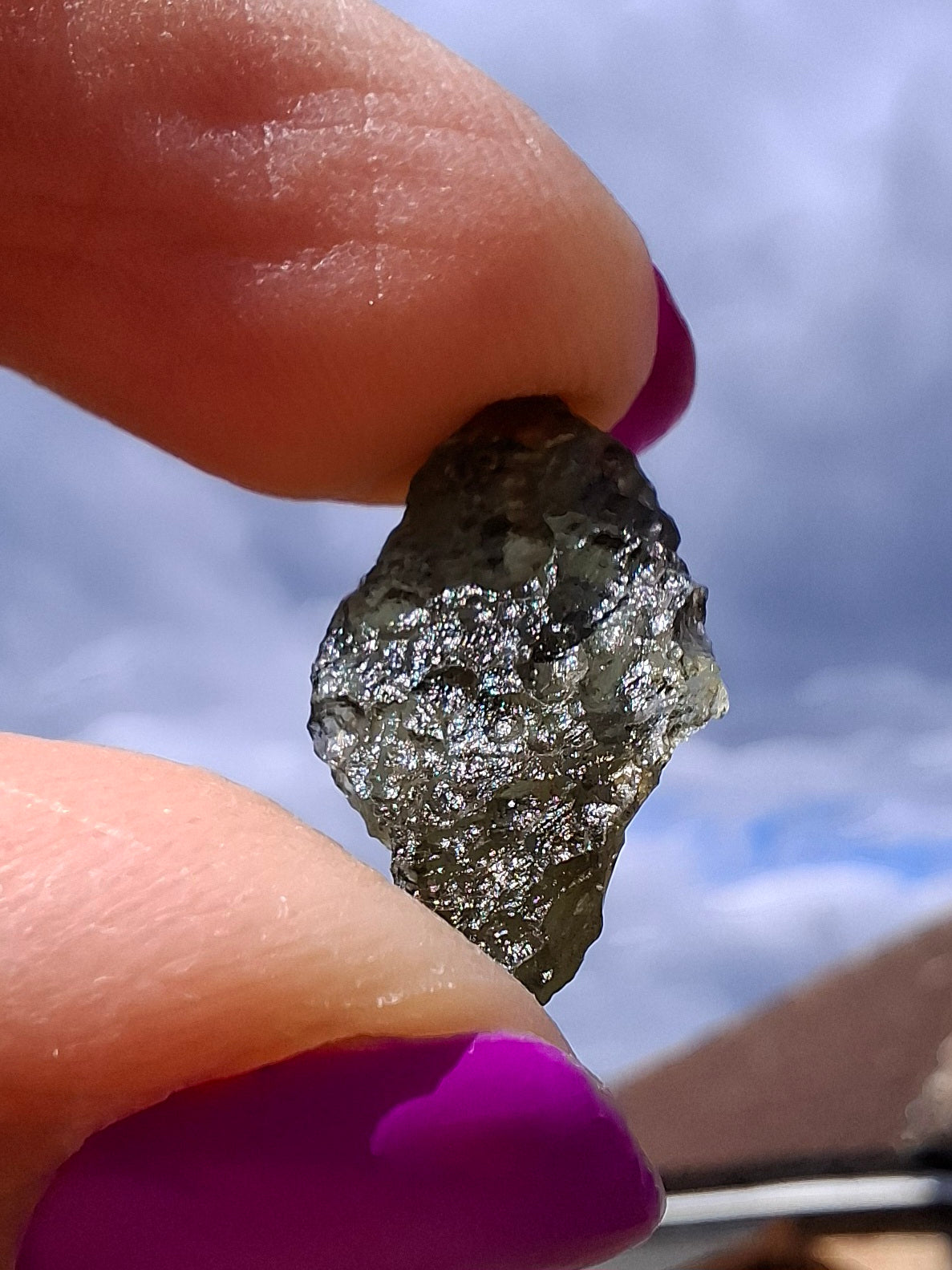 Moldavite Piece, 0.98g, Tektite (Ref: 1427)