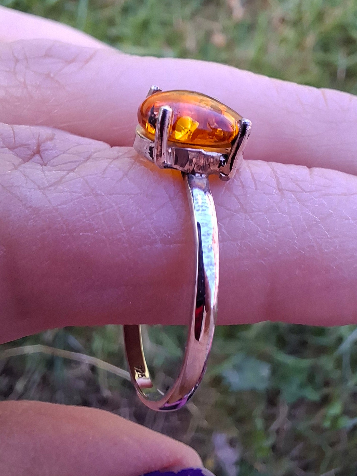 Baltic Amber Ring, size large W, 925 Silver, Fossil (Ref: AR27)