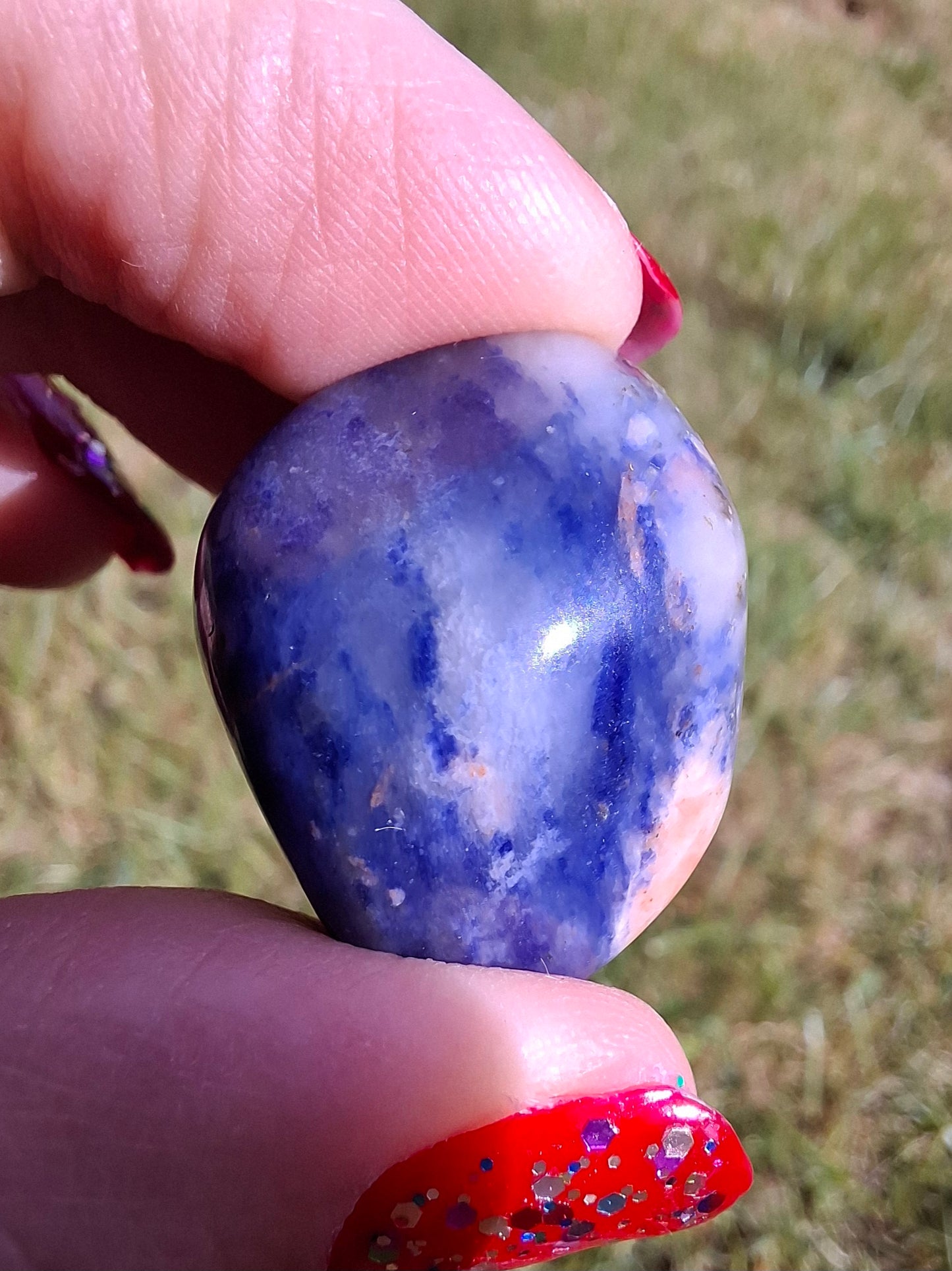 Sodalite, Tumble Stone, Crystal (Ref: T152)