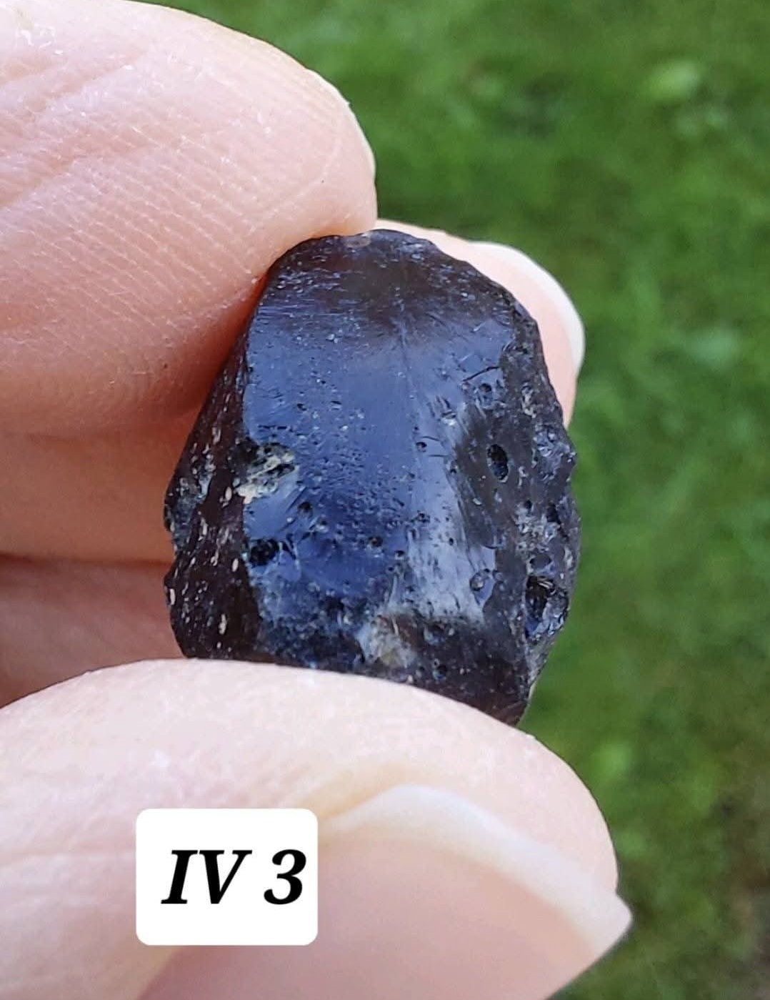 Ivory Coast (Ivorite), RAREST TEKTITE IN THE WORLD, 4.01g, Tektite (Ref: IV3)