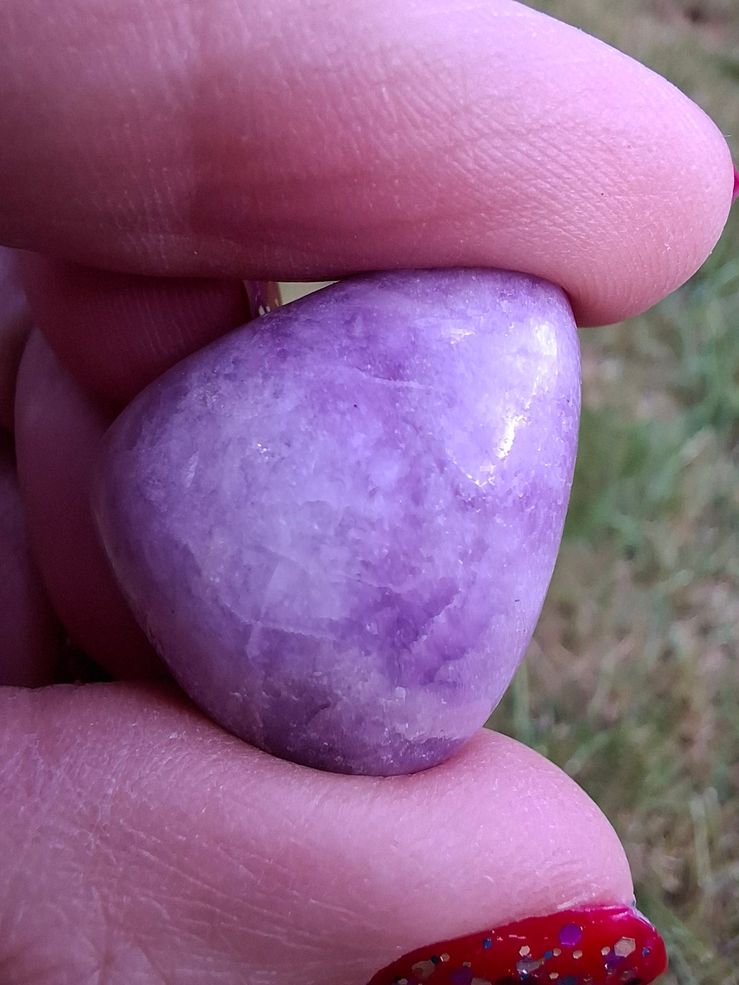 Lepidolite, Tumble Stone, Crystal (Ref: T118)