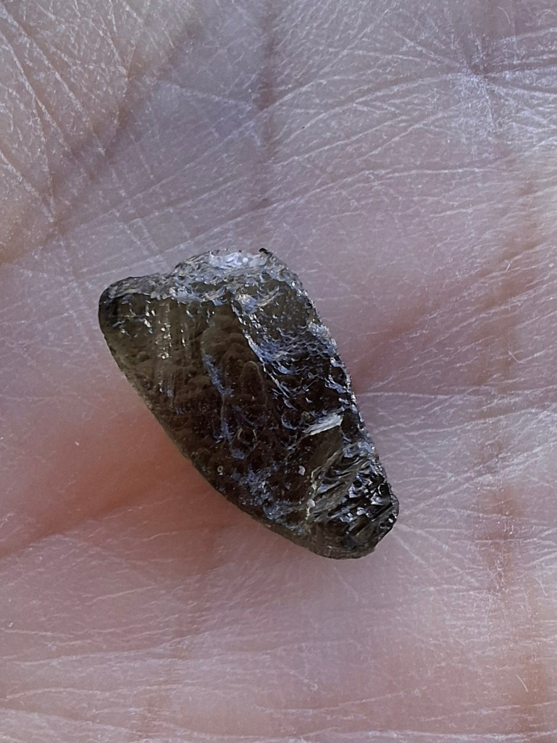 Moldavite Piece, 0.59g, Tektite (Ref: 1413)