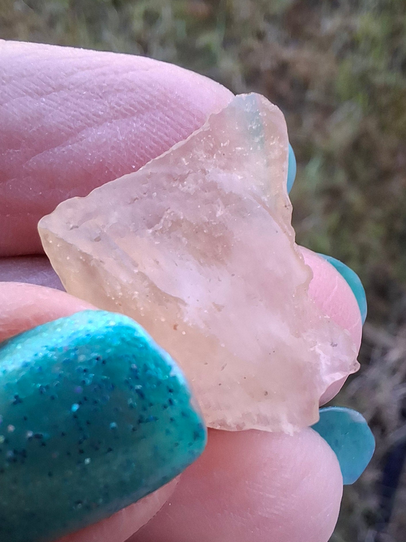 Libyan Desert Glass Piece, 2.09g, Tektite